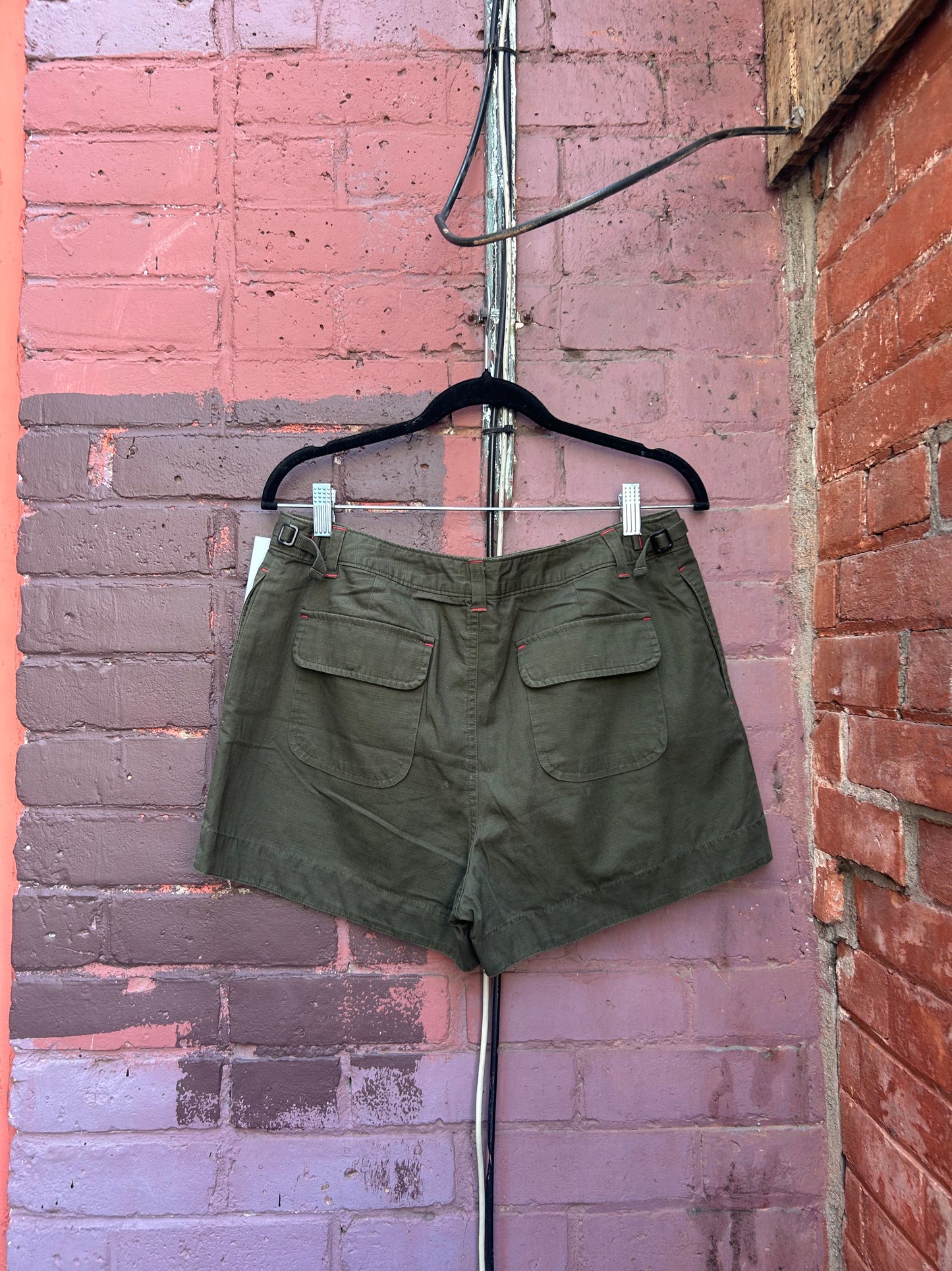 Y2K Vintage Gap Green Cotton Cargo Shorts / 31 Waist