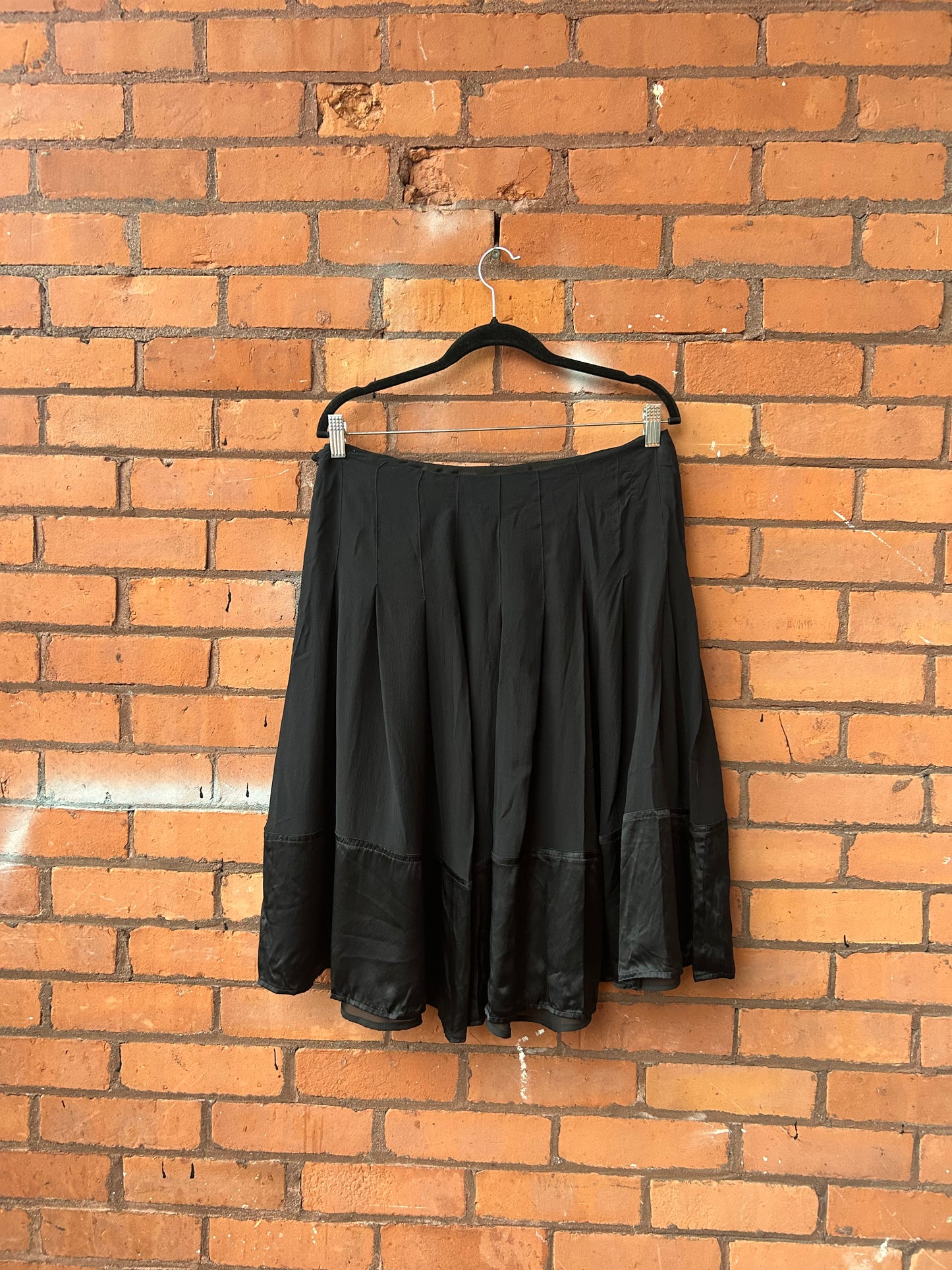 90’s Vintage Black Silk Midi Skirt / 34 Waist