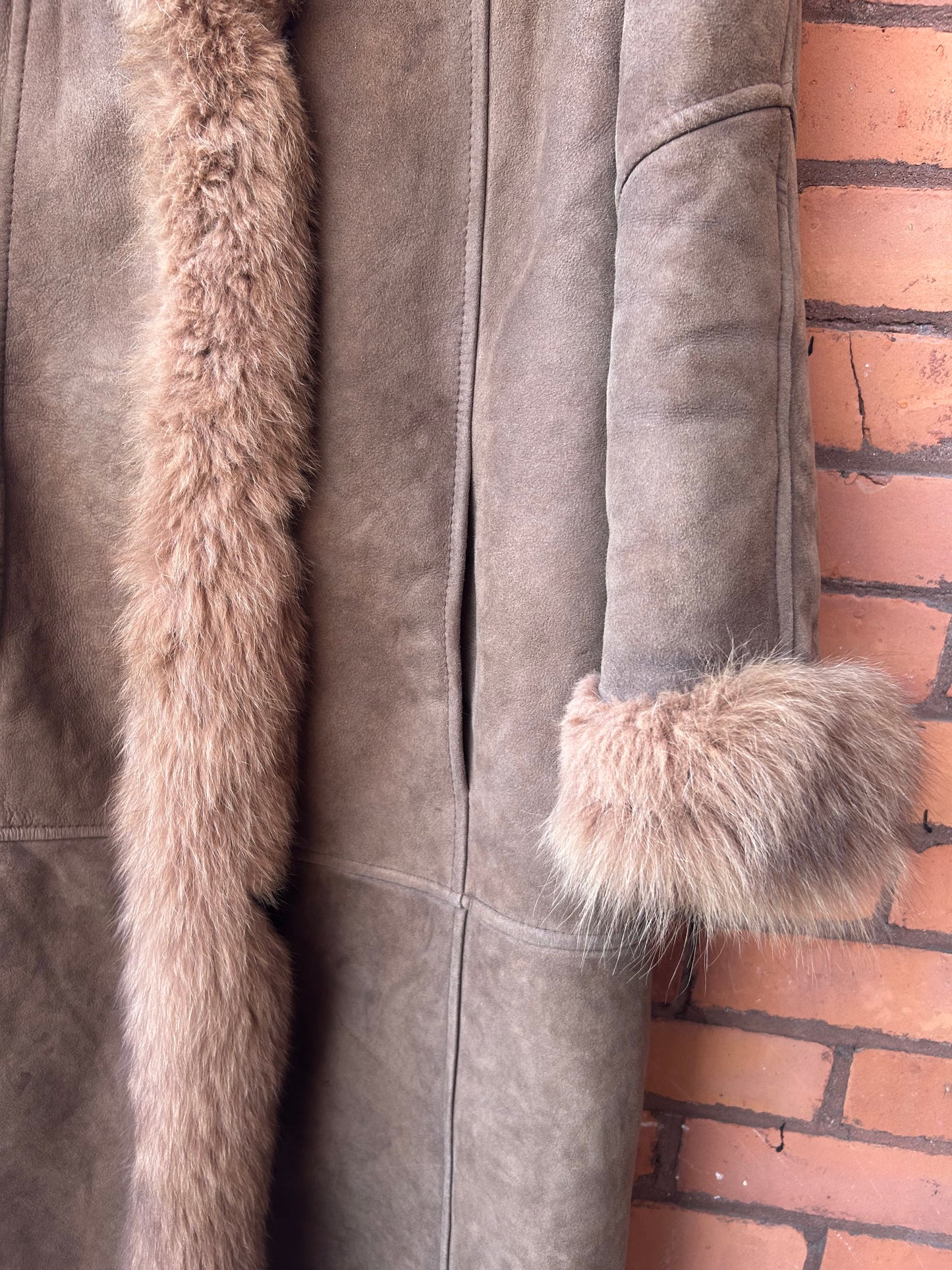 80’s Vintage Brown Sheepskin & Fur Trim Hooded Coat / Size S