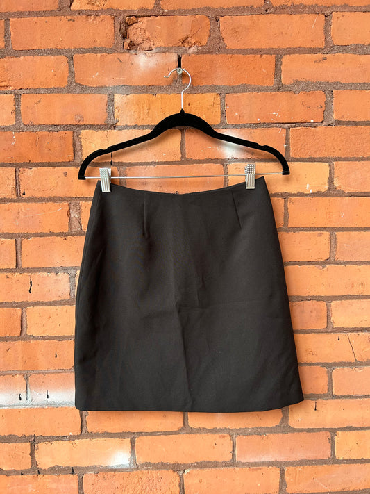 90’s Vintage Black Minimal Mini Skirt / 27 Waist