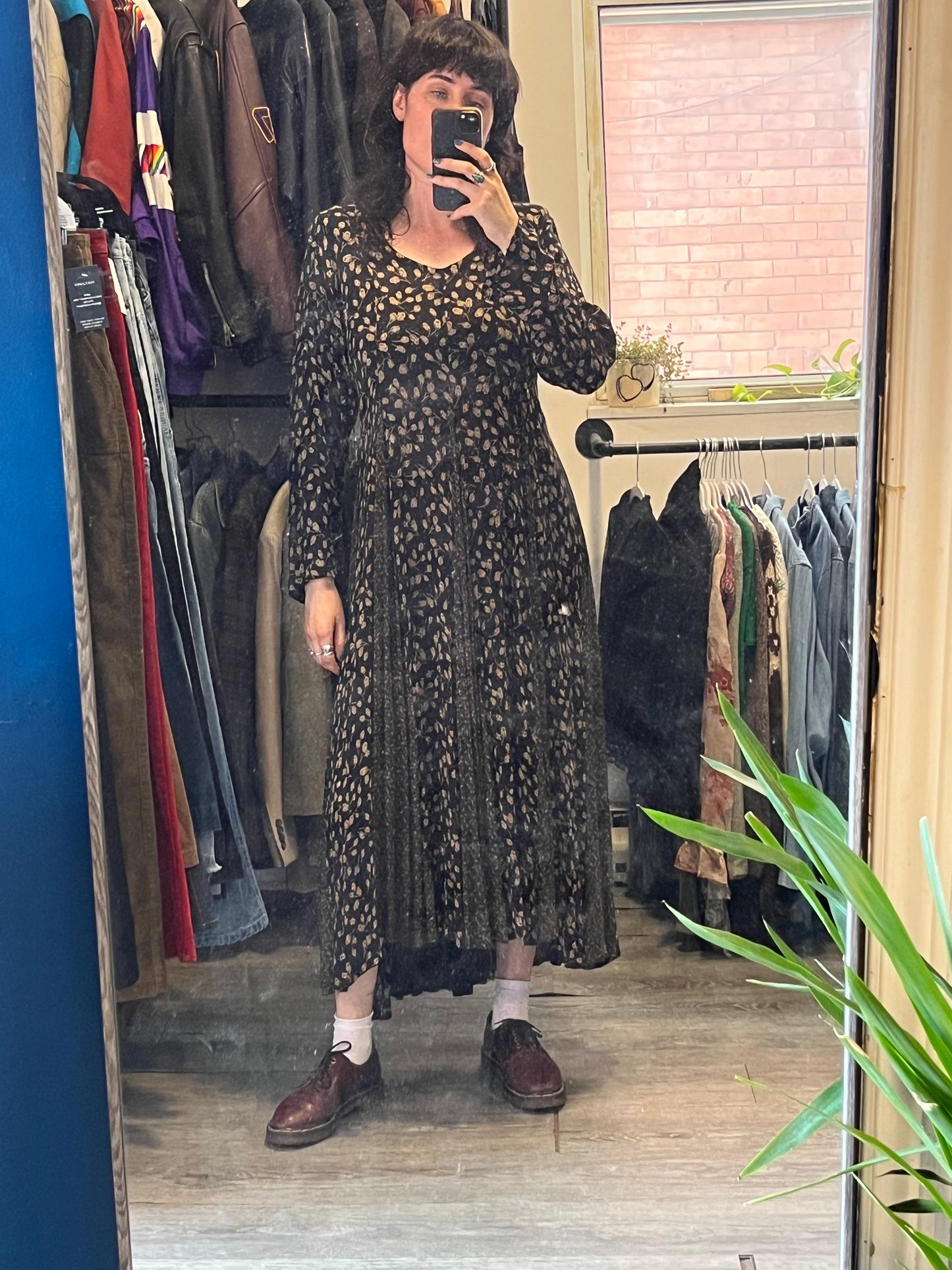 90’s Vintage Witchy Floral Longsleeve Maxi Dress / Size M - L
