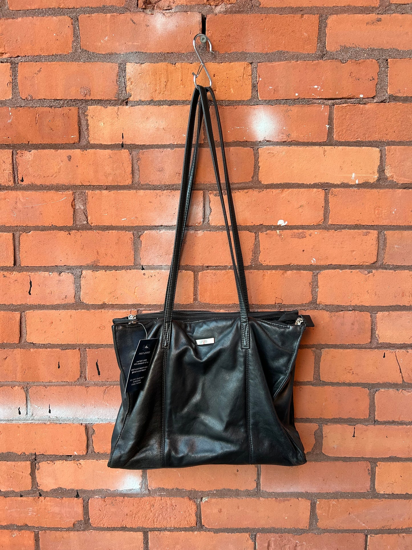 Y2K Vintage Black Leather Shoulder Tote Bag