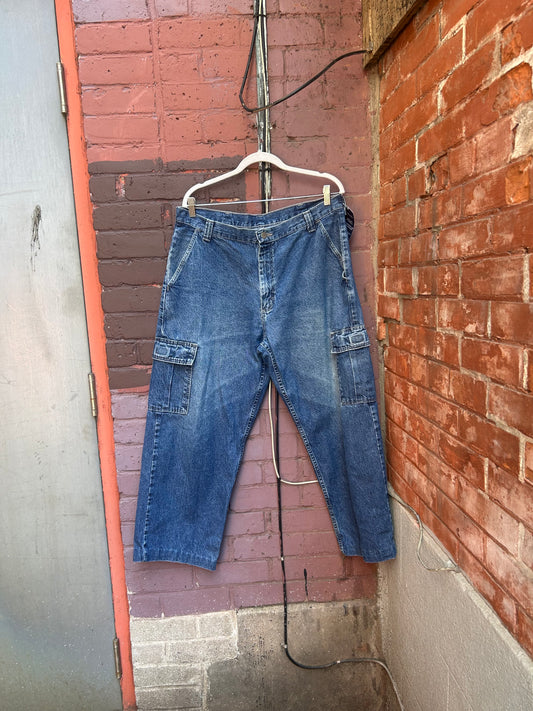 Y2K Vintage Baggy Faded Blue Cargo Jeans / 36 Waist