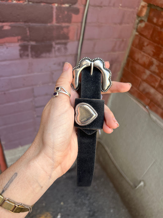 80's Vintage Black Leather Heart Buckle Belt / Size XS-S