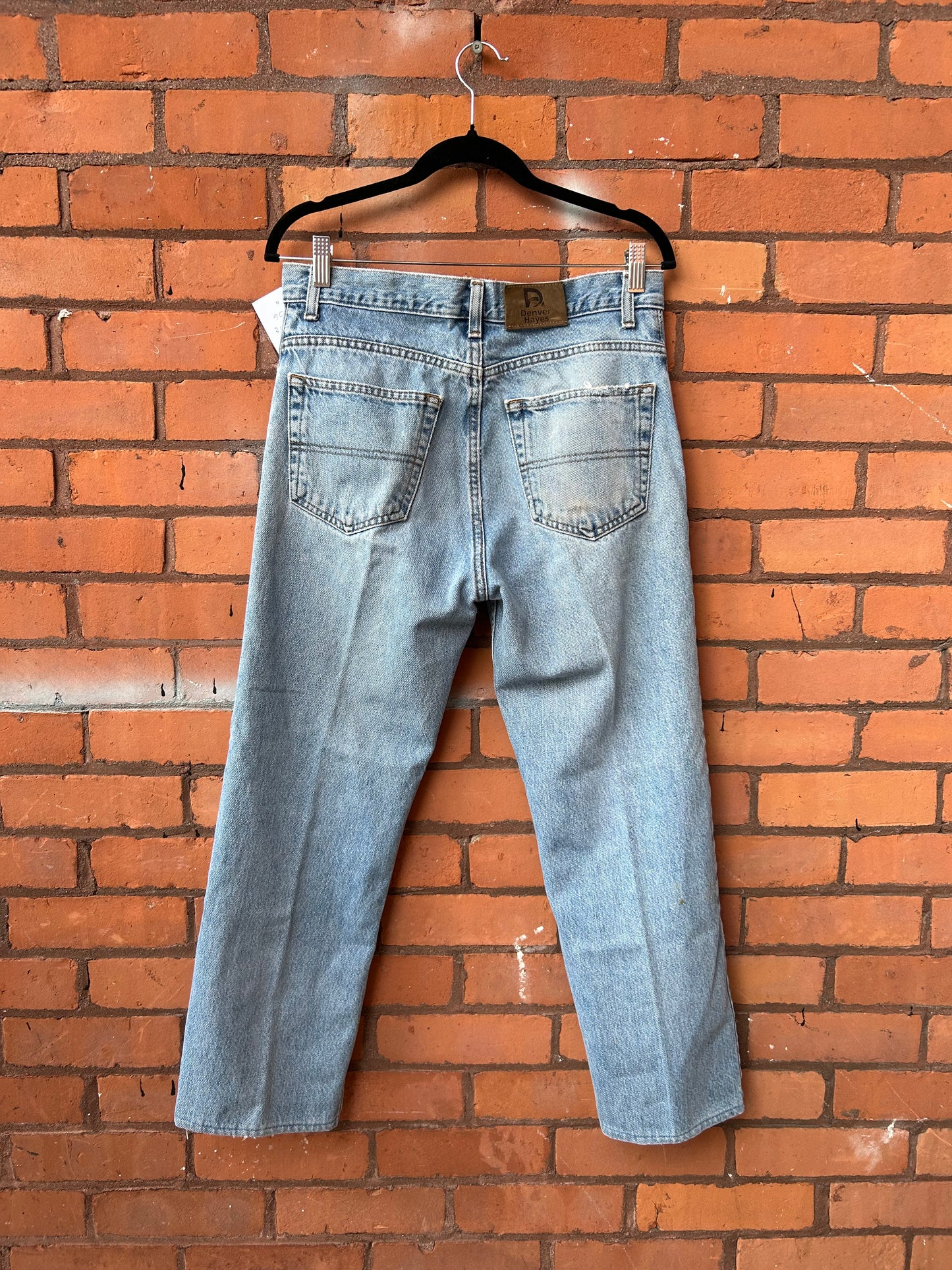 90’s Vintage Light Wash Distressed Straight Leg Jeans / 31 Waist