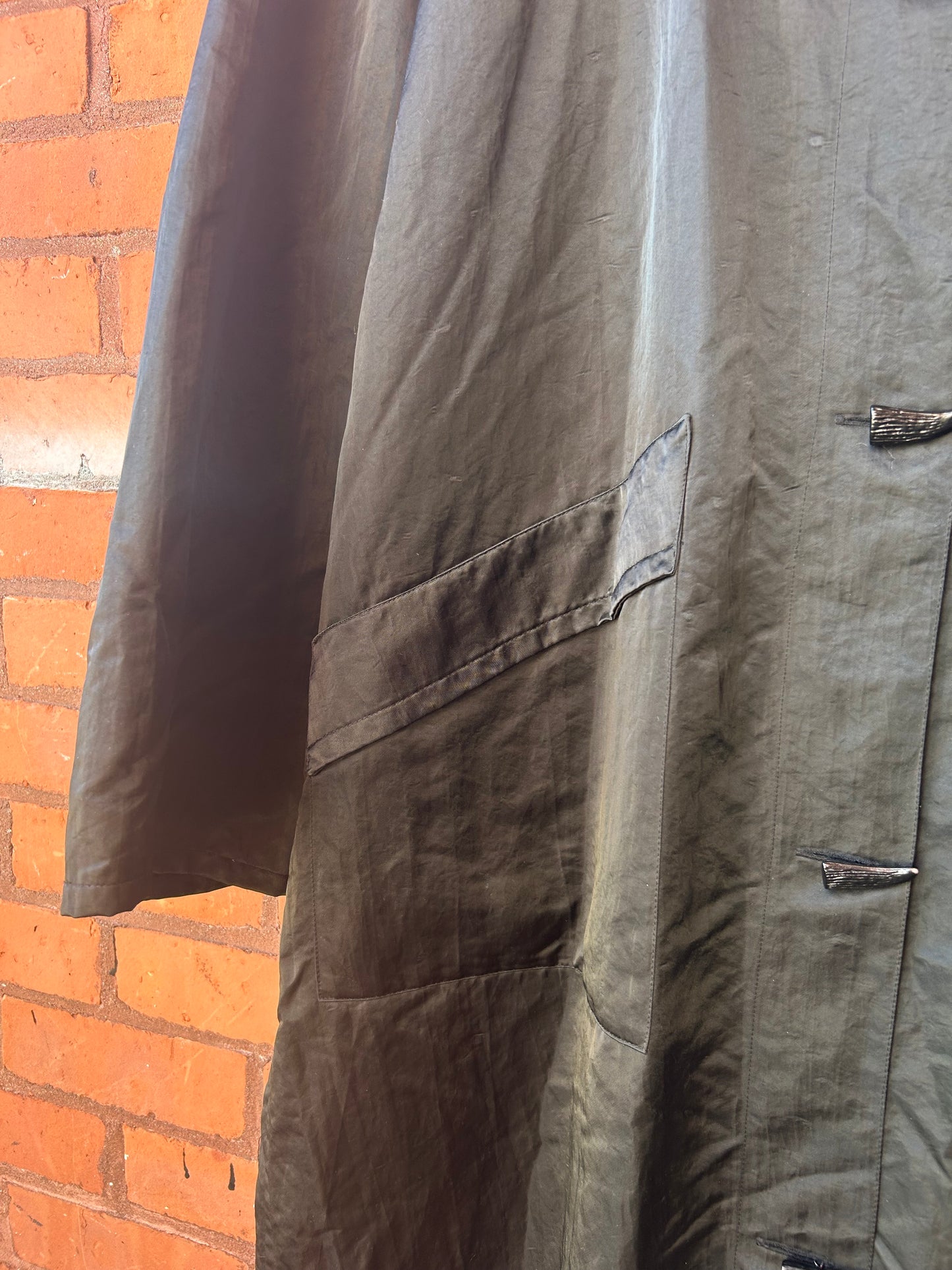 90’s Vintage Linda Lundstrom Black Nylon La Parka Over Coat / Size L - XL