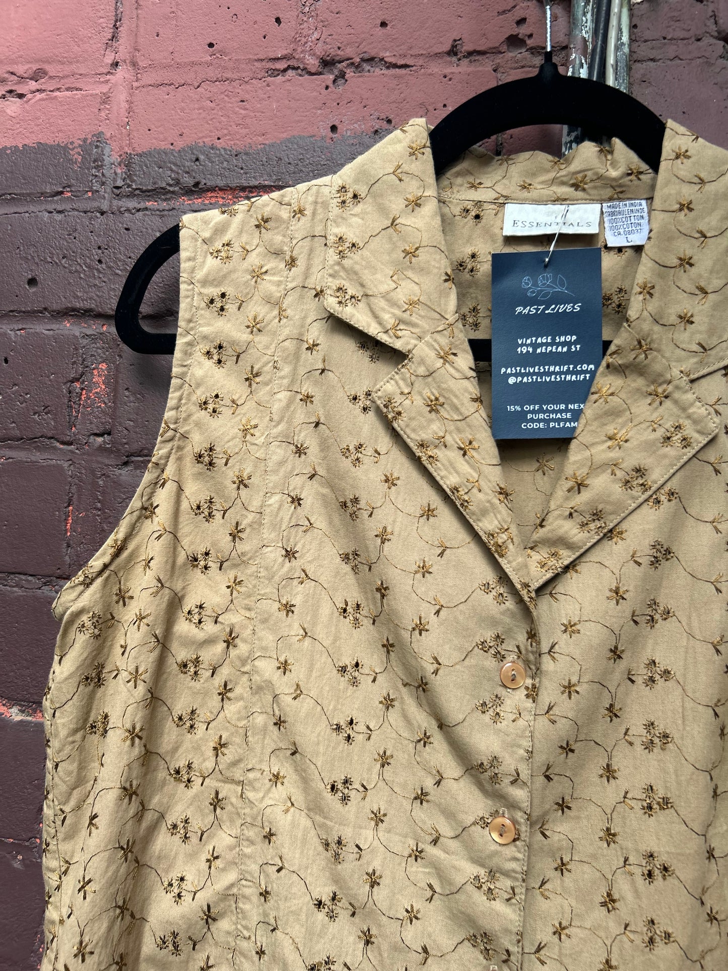 Y2K Vintage Brown Eyelet Cotton Sleeveless Button Down Tank / Size L