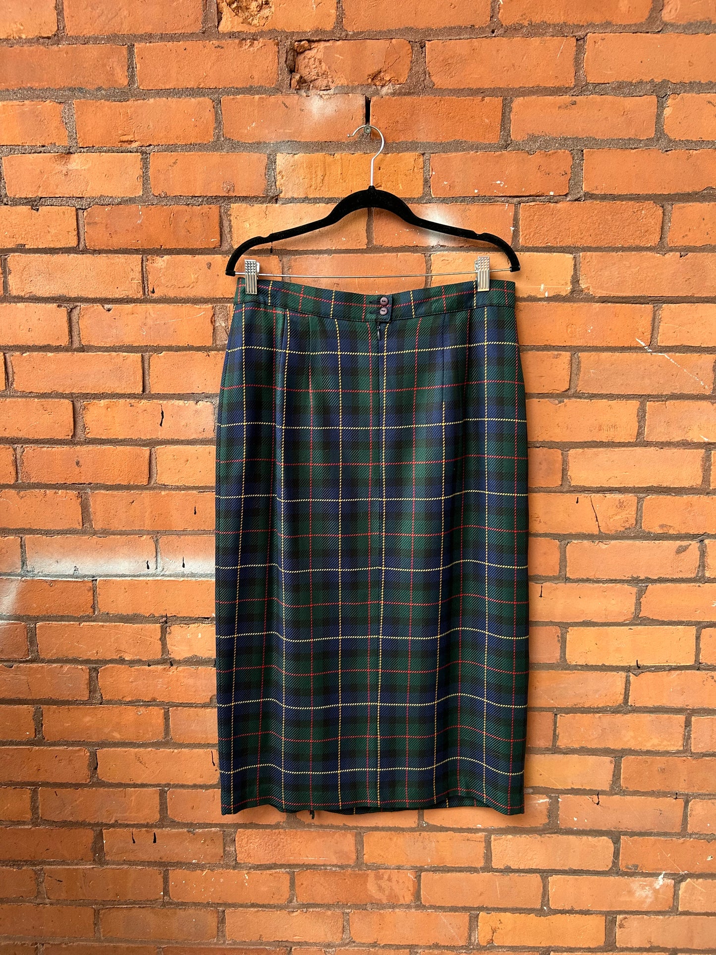 90’s Vintage Green & Navy Plaid Wrap Skirt / 34 Waist