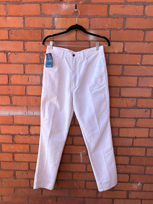 90’s Vintage White Slim Straight Leg Jeans / 30 Waist