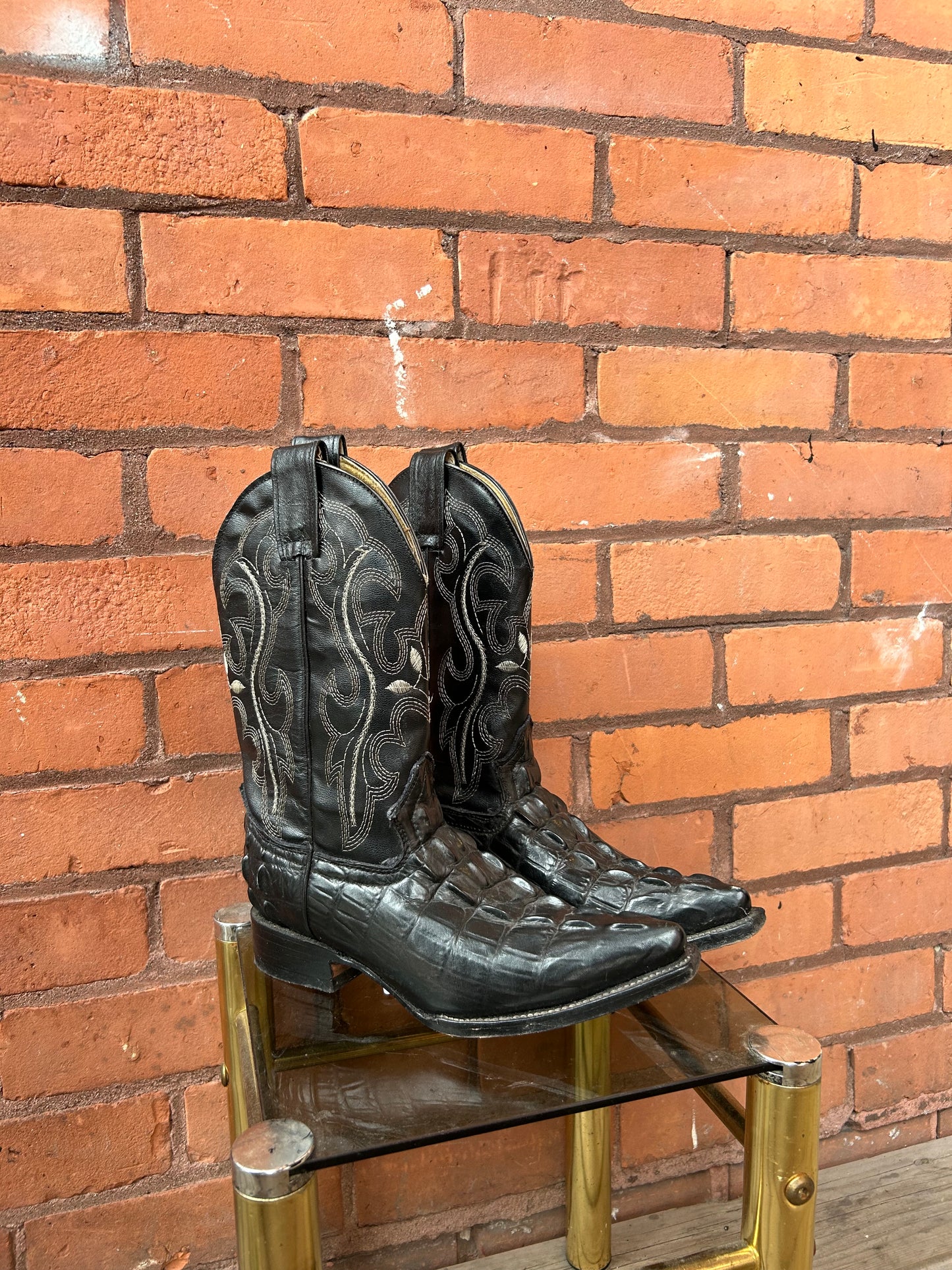 90’s Vintage Black Croc Leather Cowboy Boots / Size 6.5