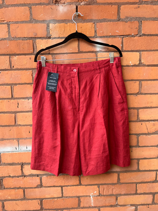 90’s Vintage Berry Red Linen Pleated Shorts / 32-34 Waist