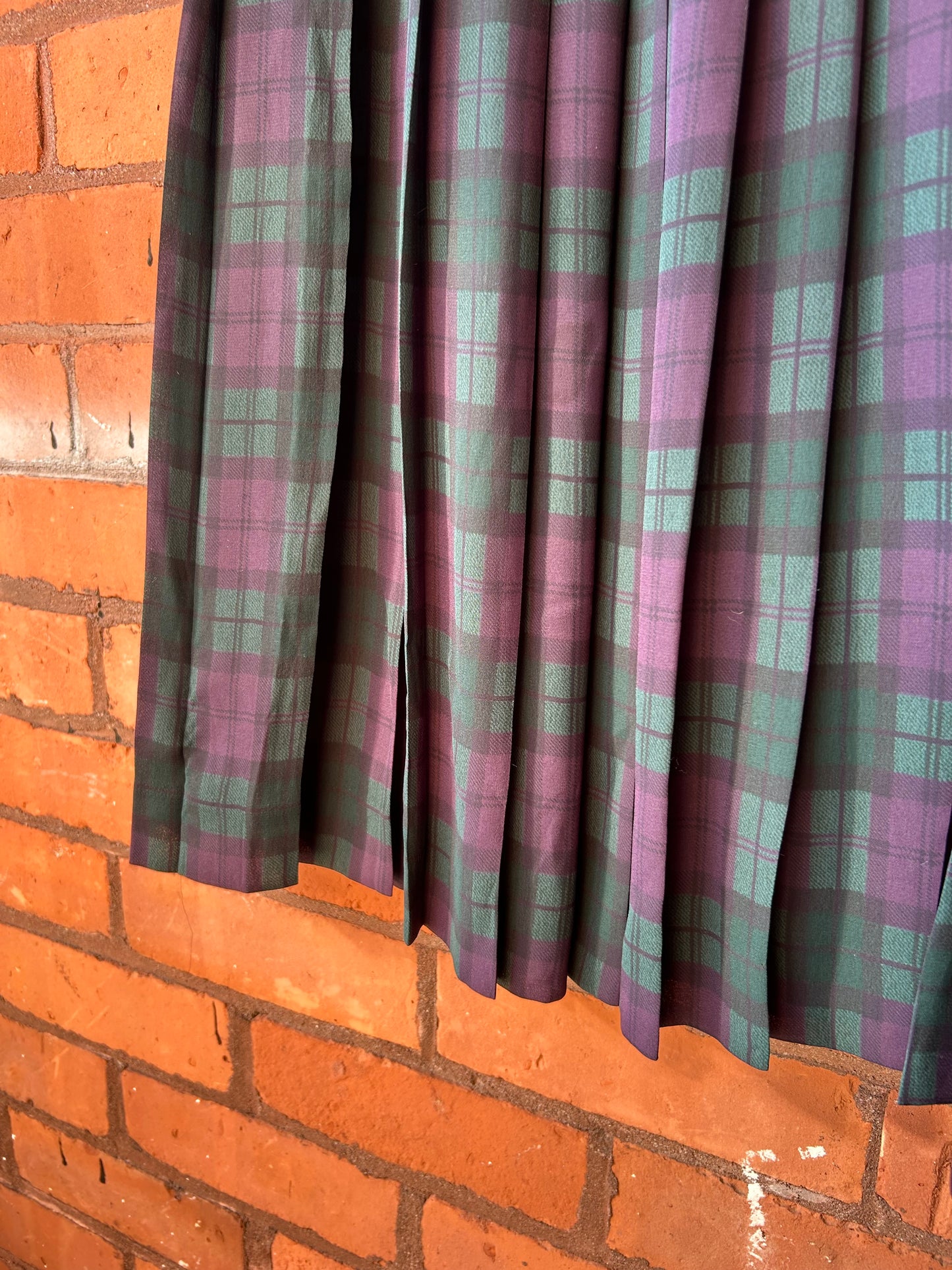 90’s Vintage Purple & Green Plaid Pleated Midi Skirt / 28 Waist