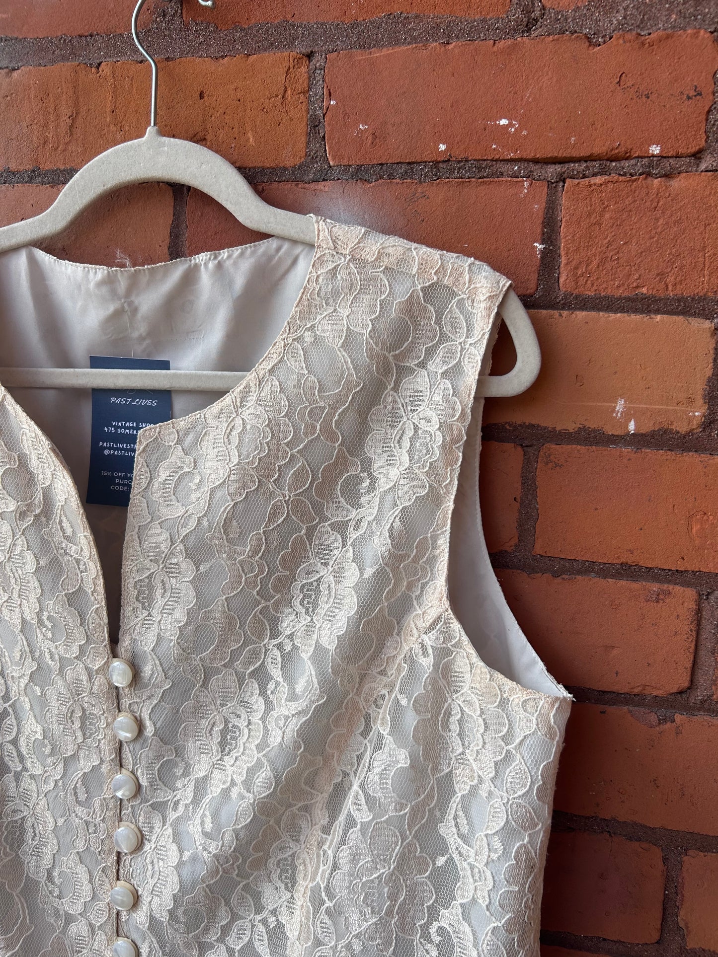 90’s Vintage Cream Lace Vest / Size XXL