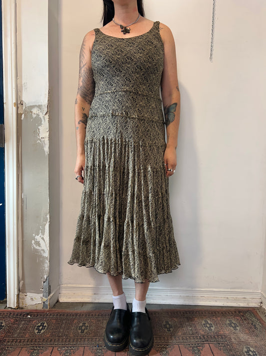 90’s Vintage Silk Beige & Black Print Tiered Maxi Dress / Size 6–8