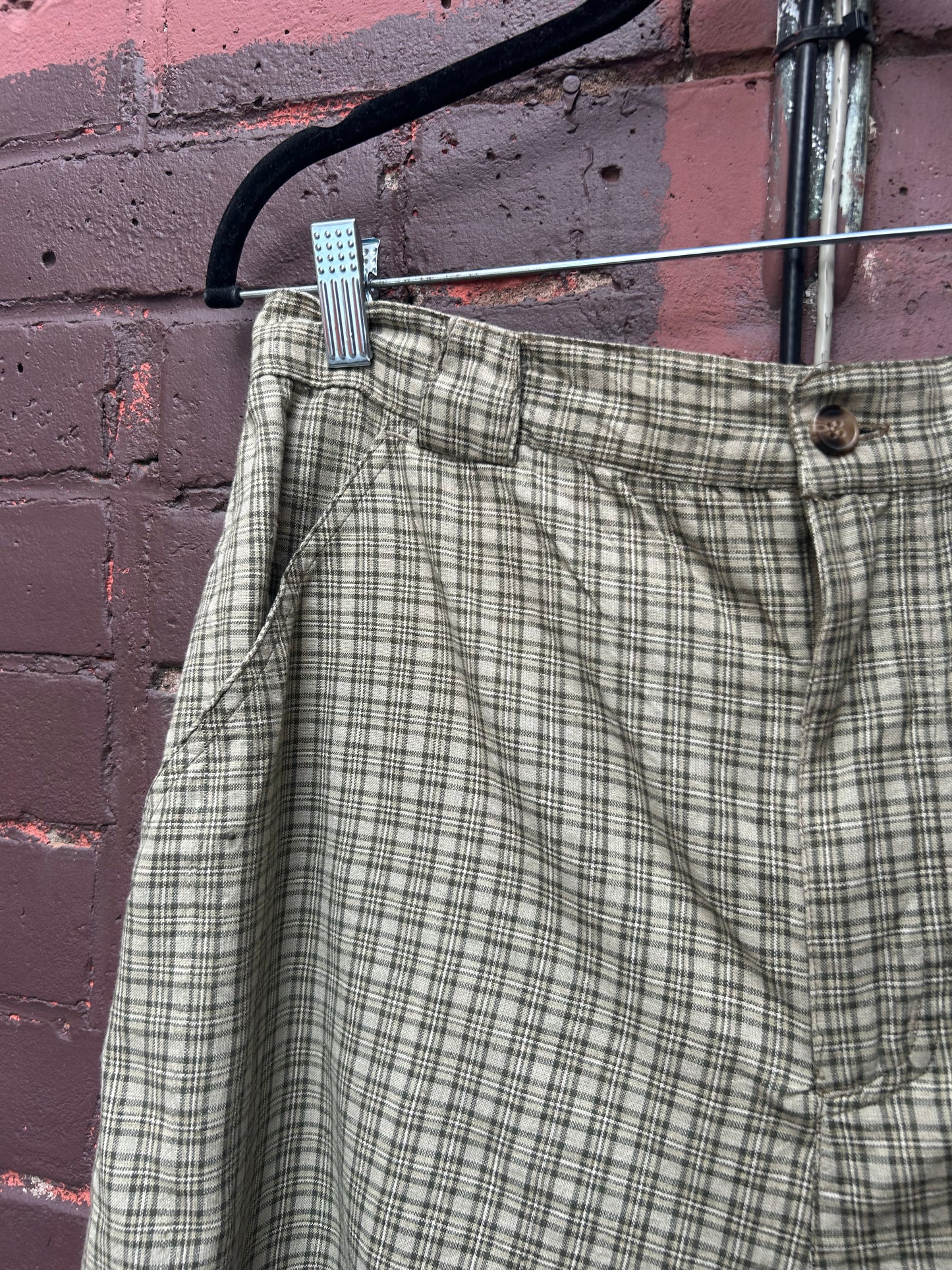 90's Vintage Green Plaid Cotton Shorts / 31 Waist