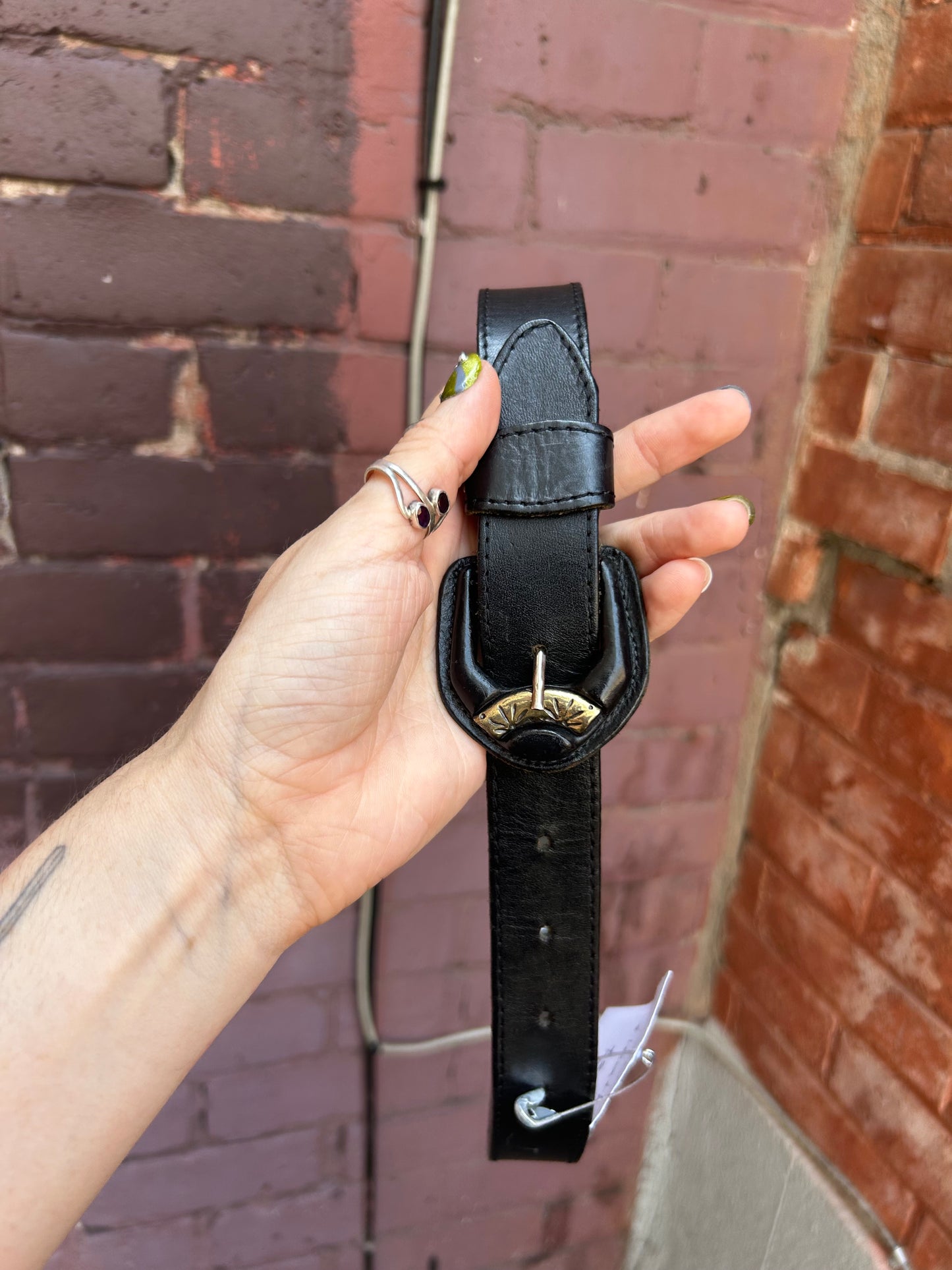 90's Vintage Black Leather & Gold Belt / Size XS