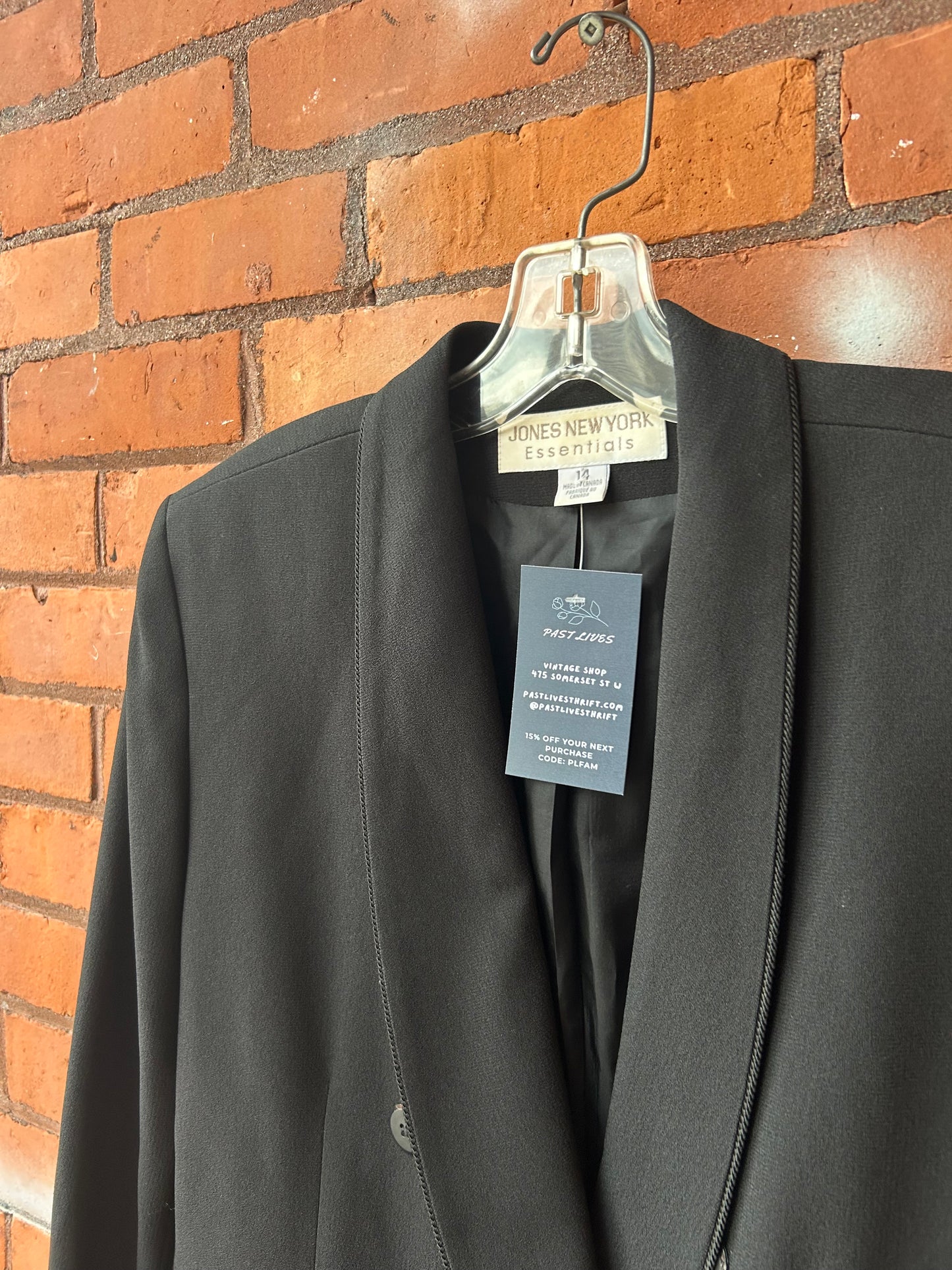 90’s Vintage Black Double Breasted Essential Blazer / Size L