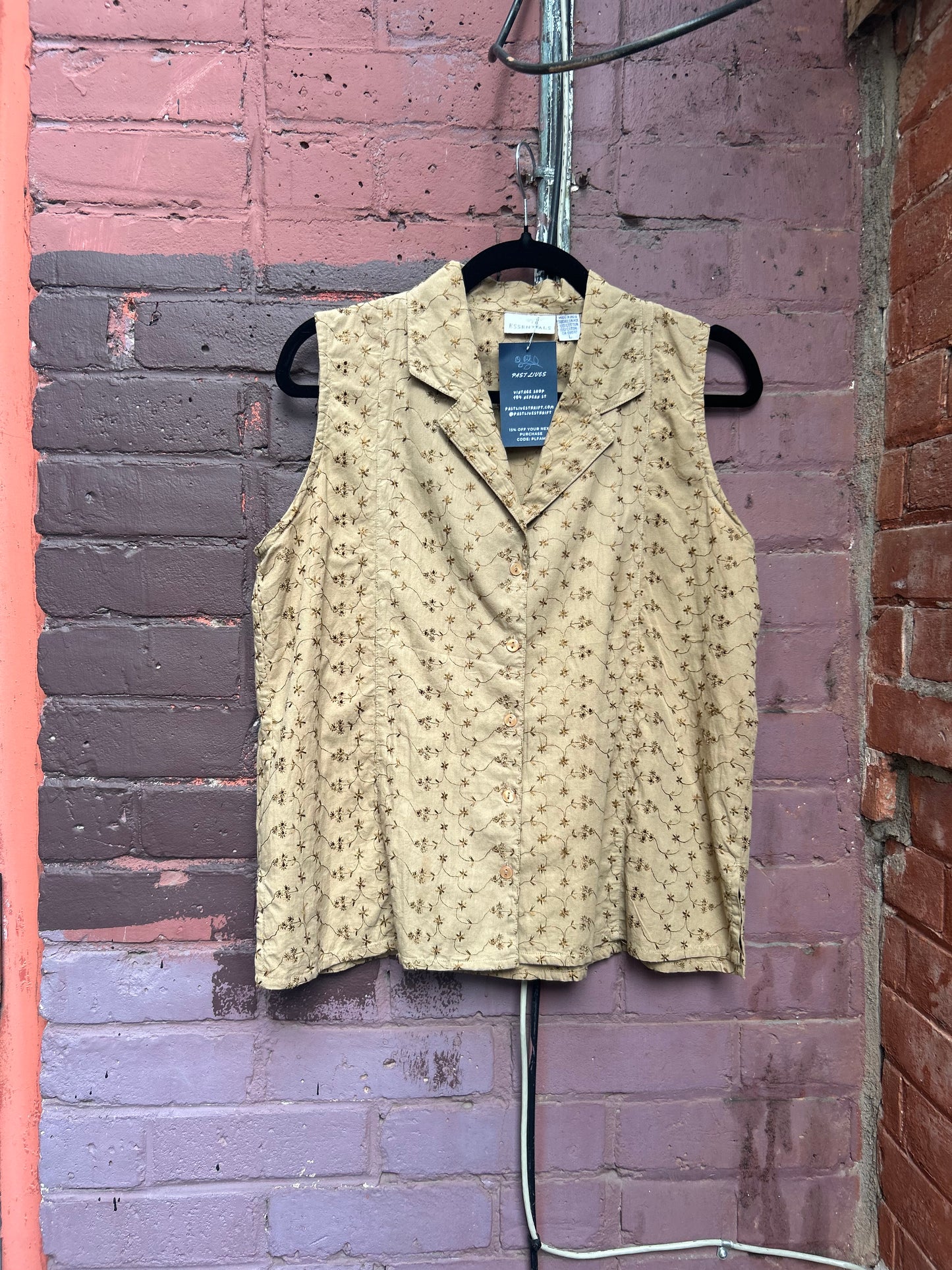 Y2K Vintage Brown Eyelet Cotton Sleeveless Button Down Tank / Size L