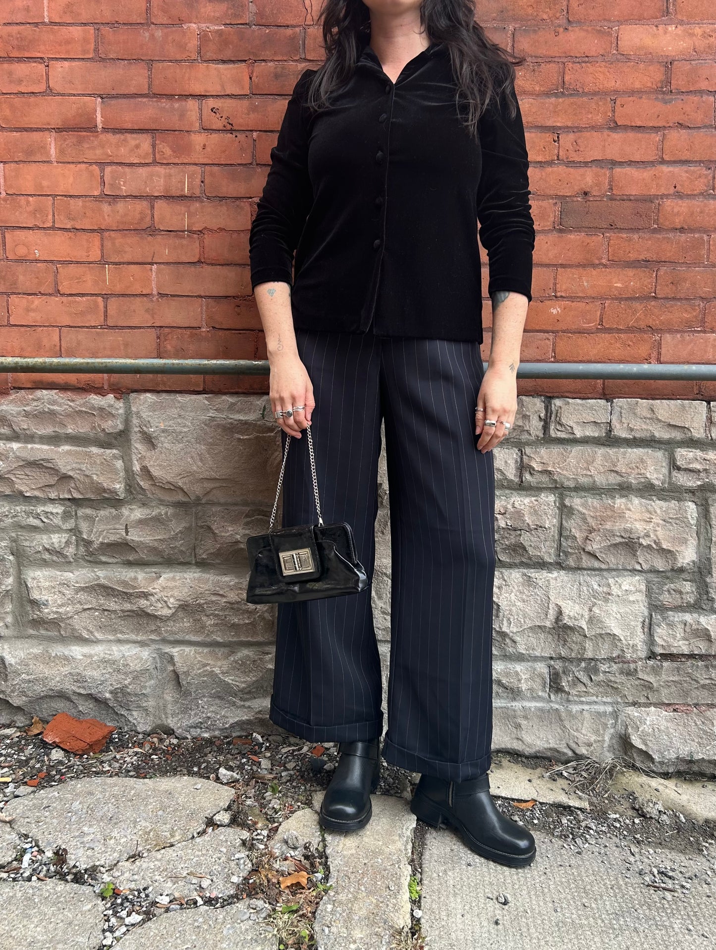 90’s Vintage Black Velvet 3/4 Sleeve Blouse / Size M