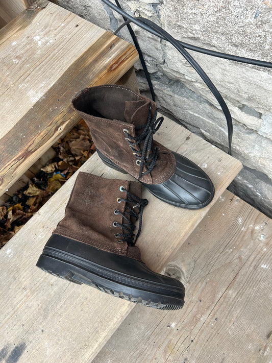 90’s Vintage Brown Suede Winter Boots / Size 8.5