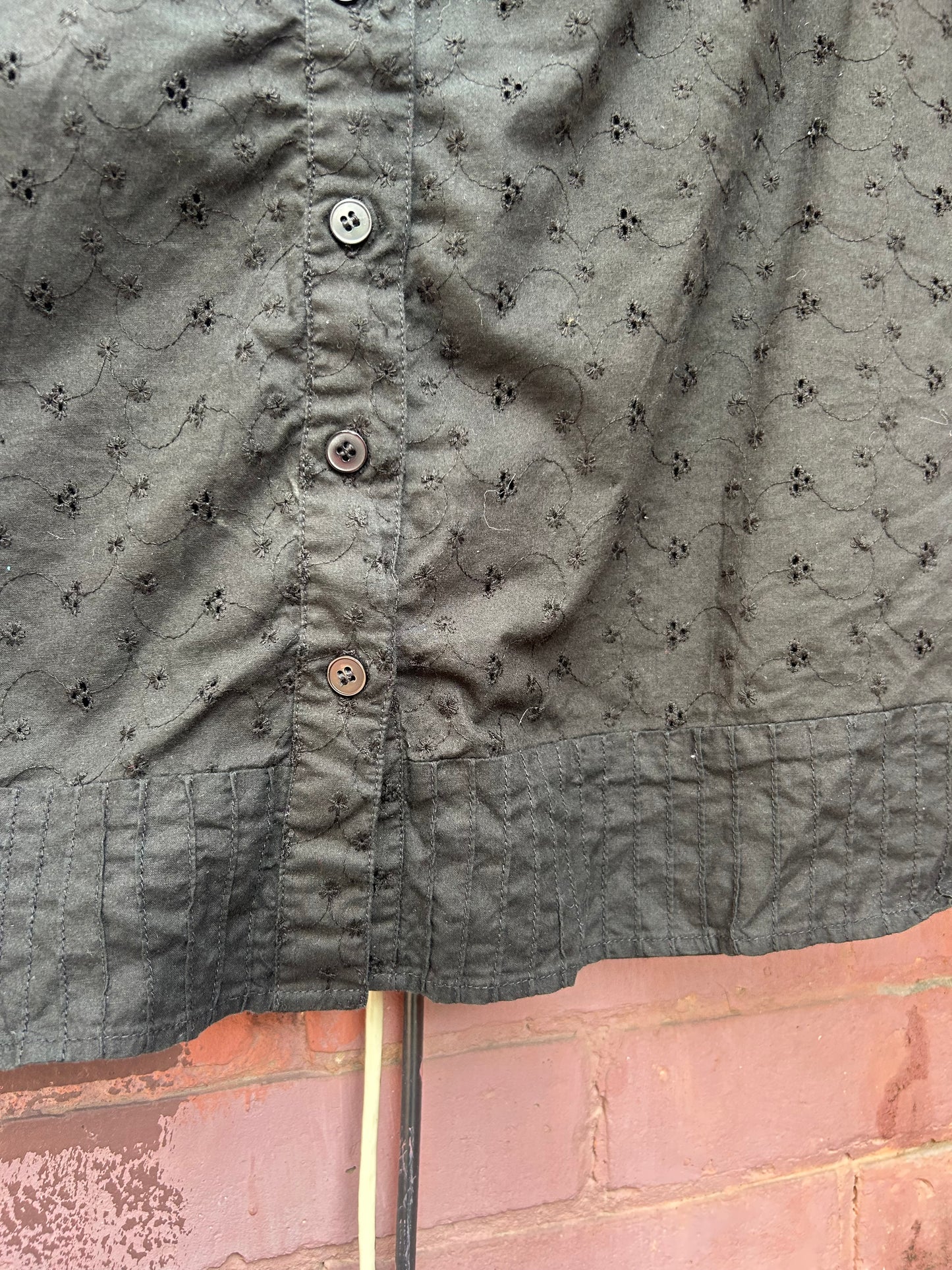 Y2K Vintage Black Cotton Eyelet Button Down Tank / Size M