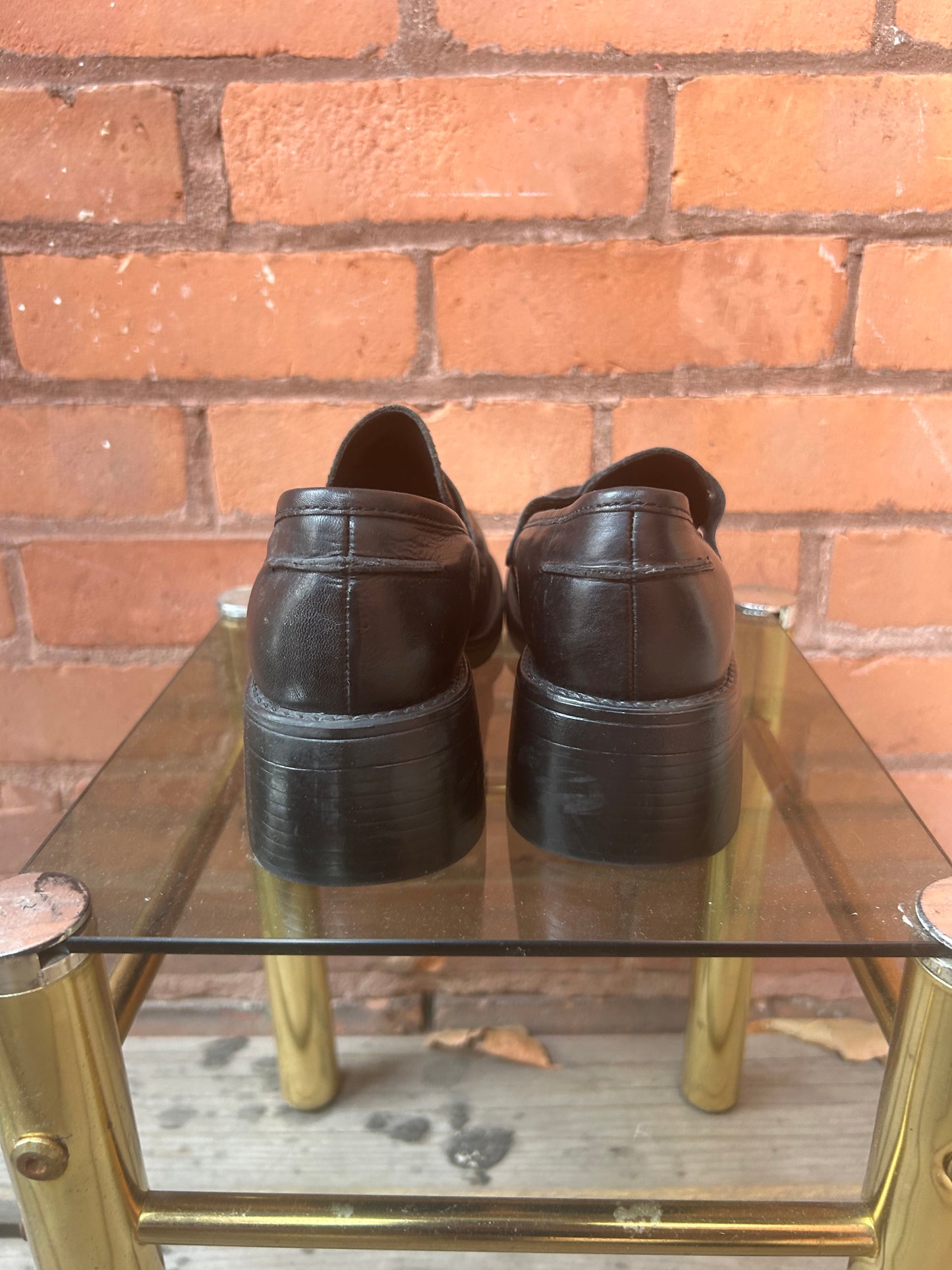 90’s Vintage Black Leather Chunky Loafers / Size 7