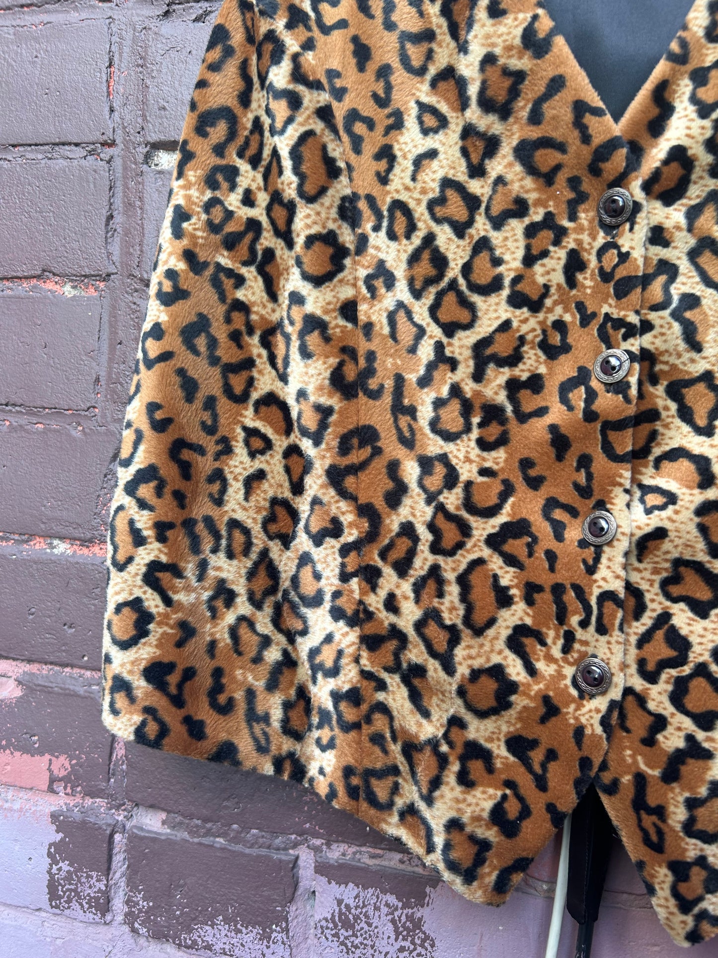 90's Vintage Fuzzy Leopard Vest / Size L