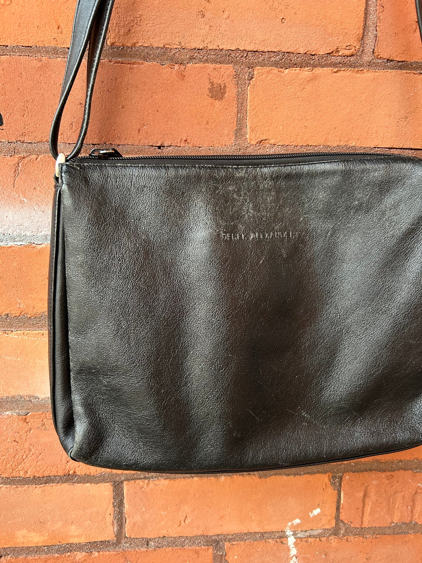 Y2K Vintage Classic Black Leather Crossbody Bag