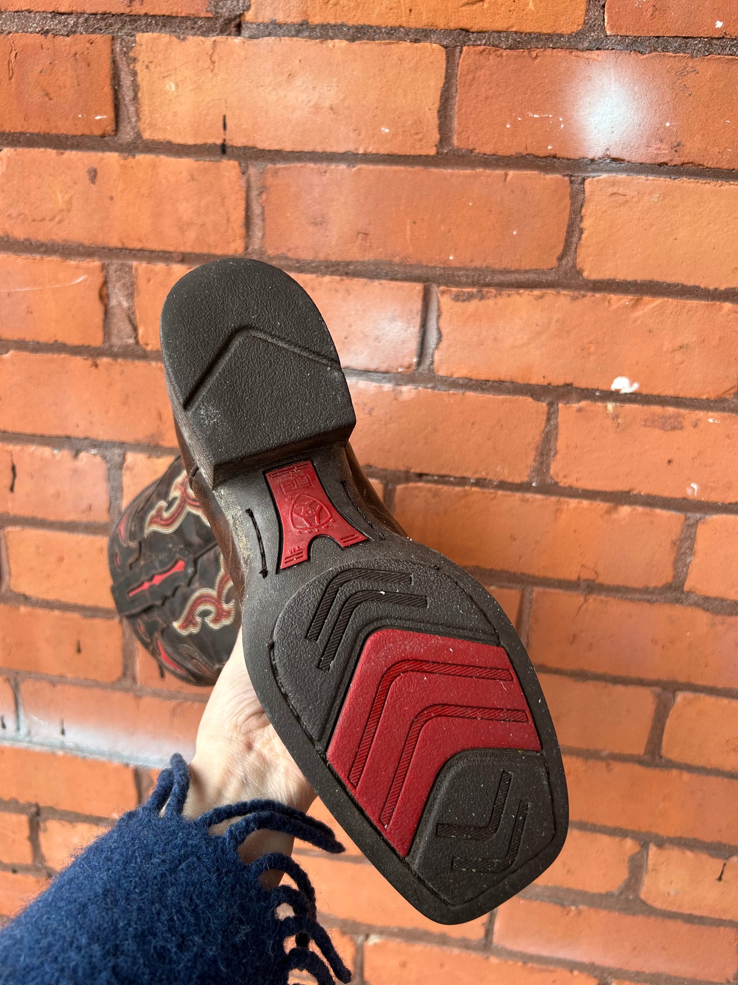 90’s Vintage Ariat Brown & Red Leather Square Toe Cowboy Boots / Size 6.5