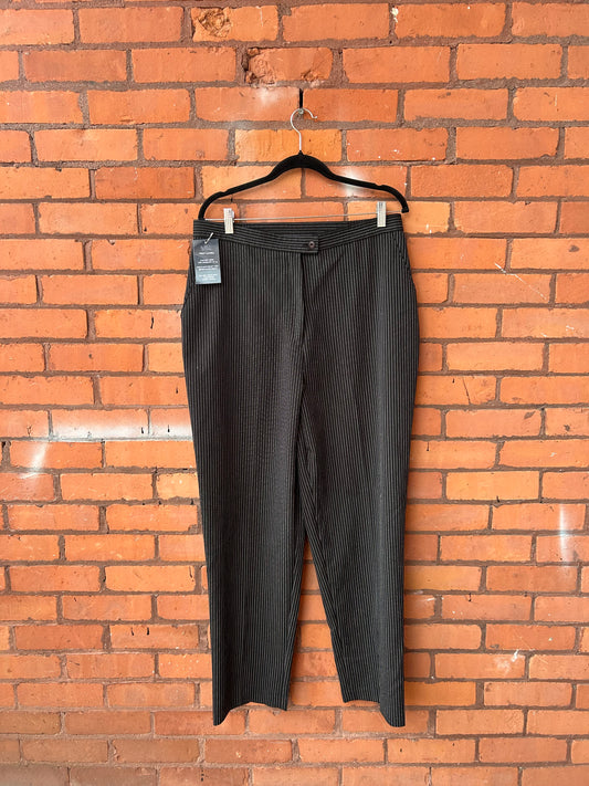 90’s Vintage Black Pinstripe Trousers / 34-36 Waist