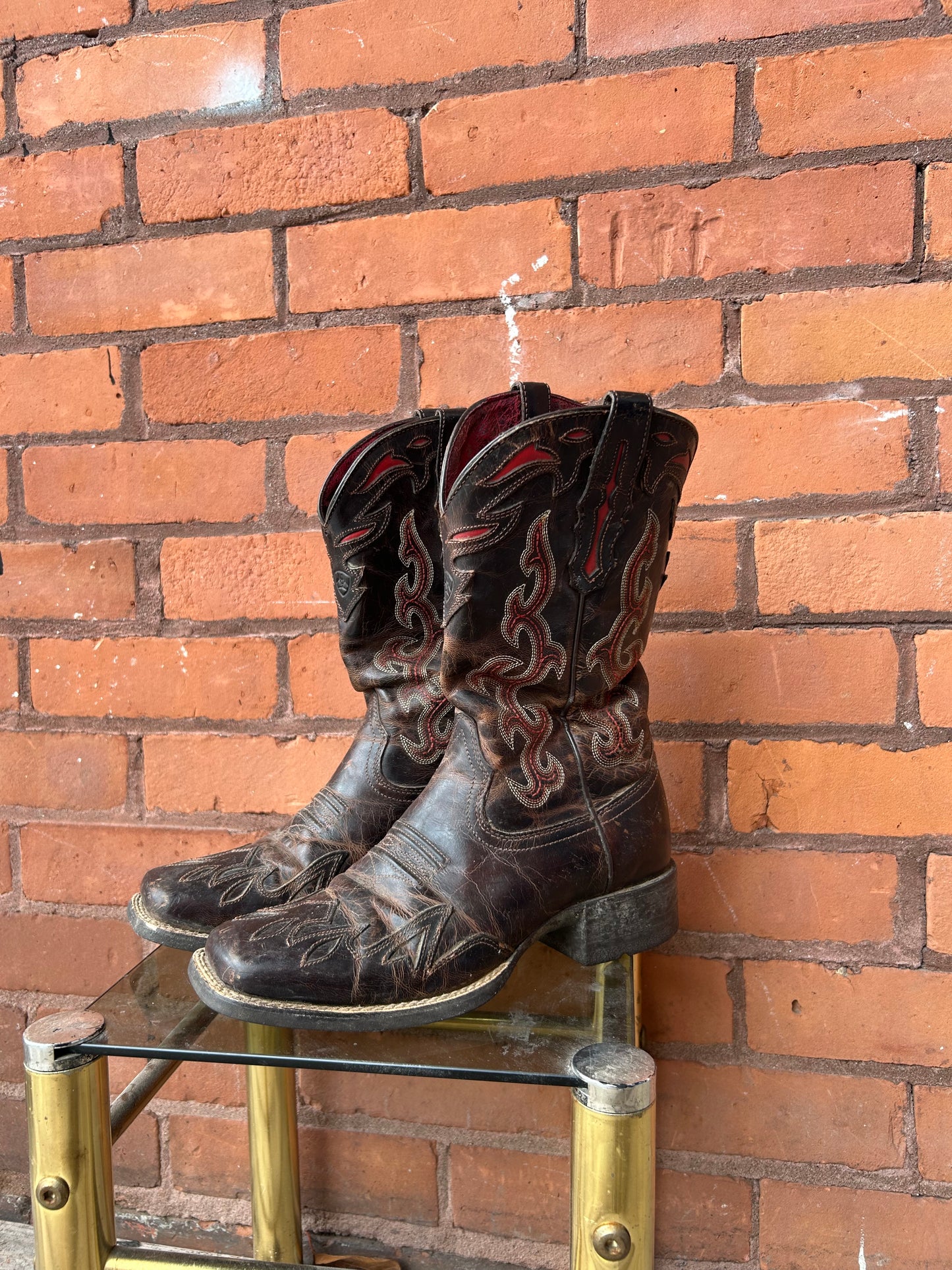 90’s Vintage Ariat Brown & Red Leather Square Toe Cowboy Boots / Size 6.5