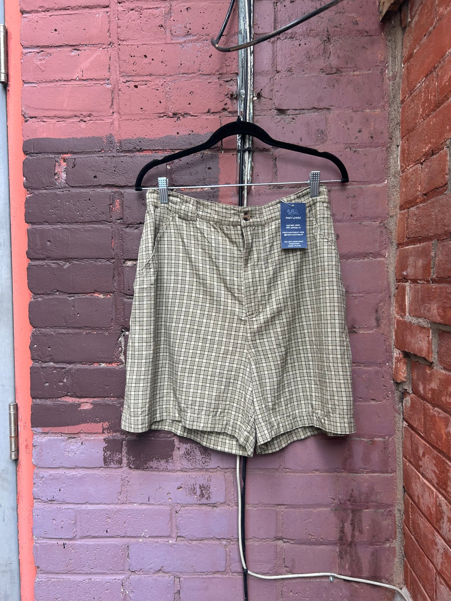 90's Vintage Green Plaid Cotton Shorts / 31 Waist