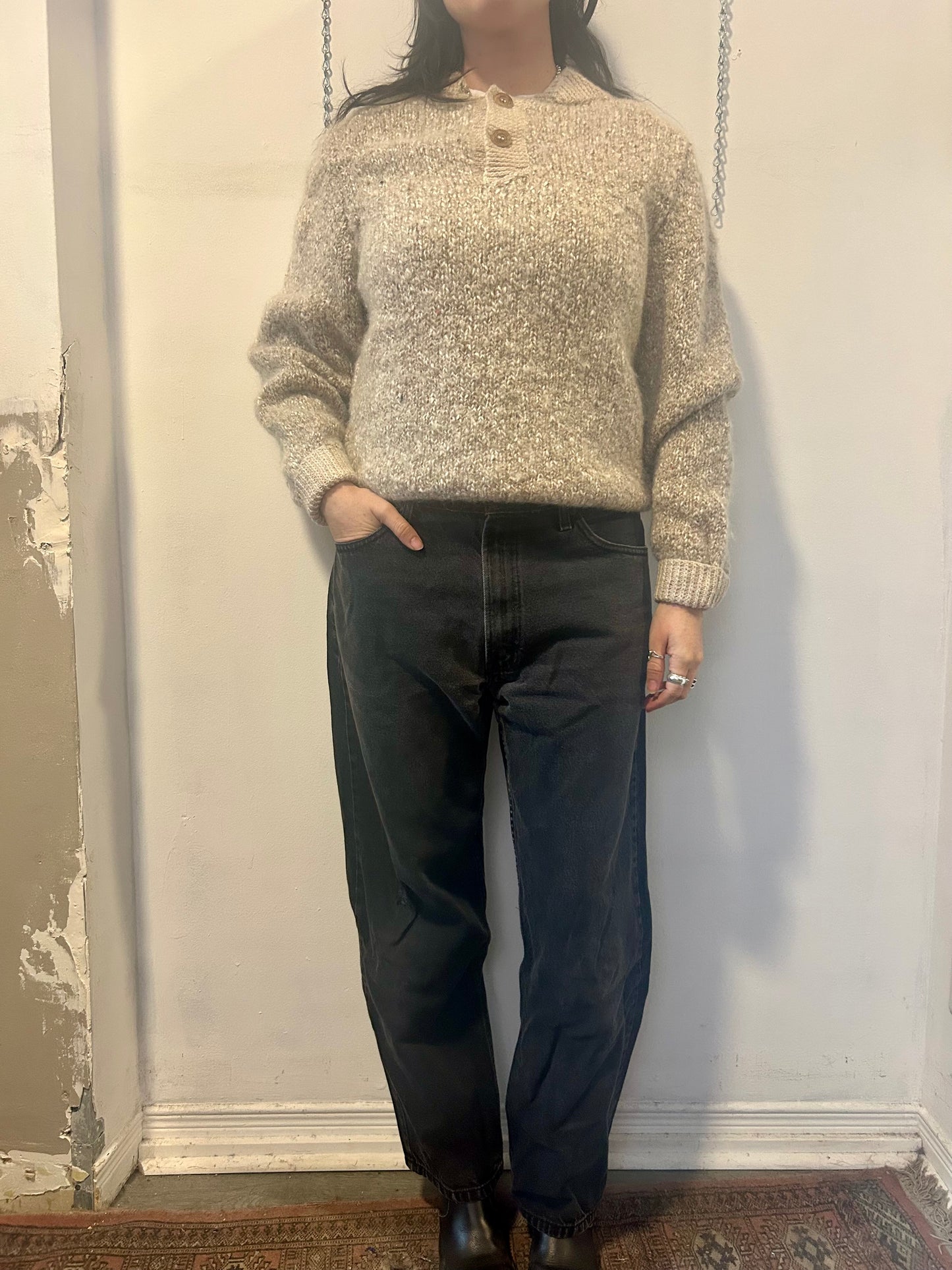 Y2K Vintage Levi’s 550 Distressed Black Baggy Jeans / 36 Waist