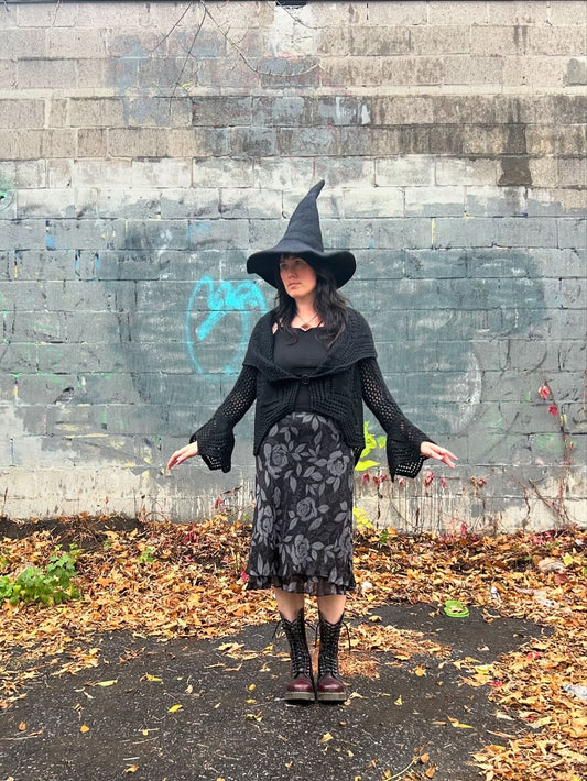 90’s Vintage Black & Grey Rose Midi Skirt / 30-36 Waist