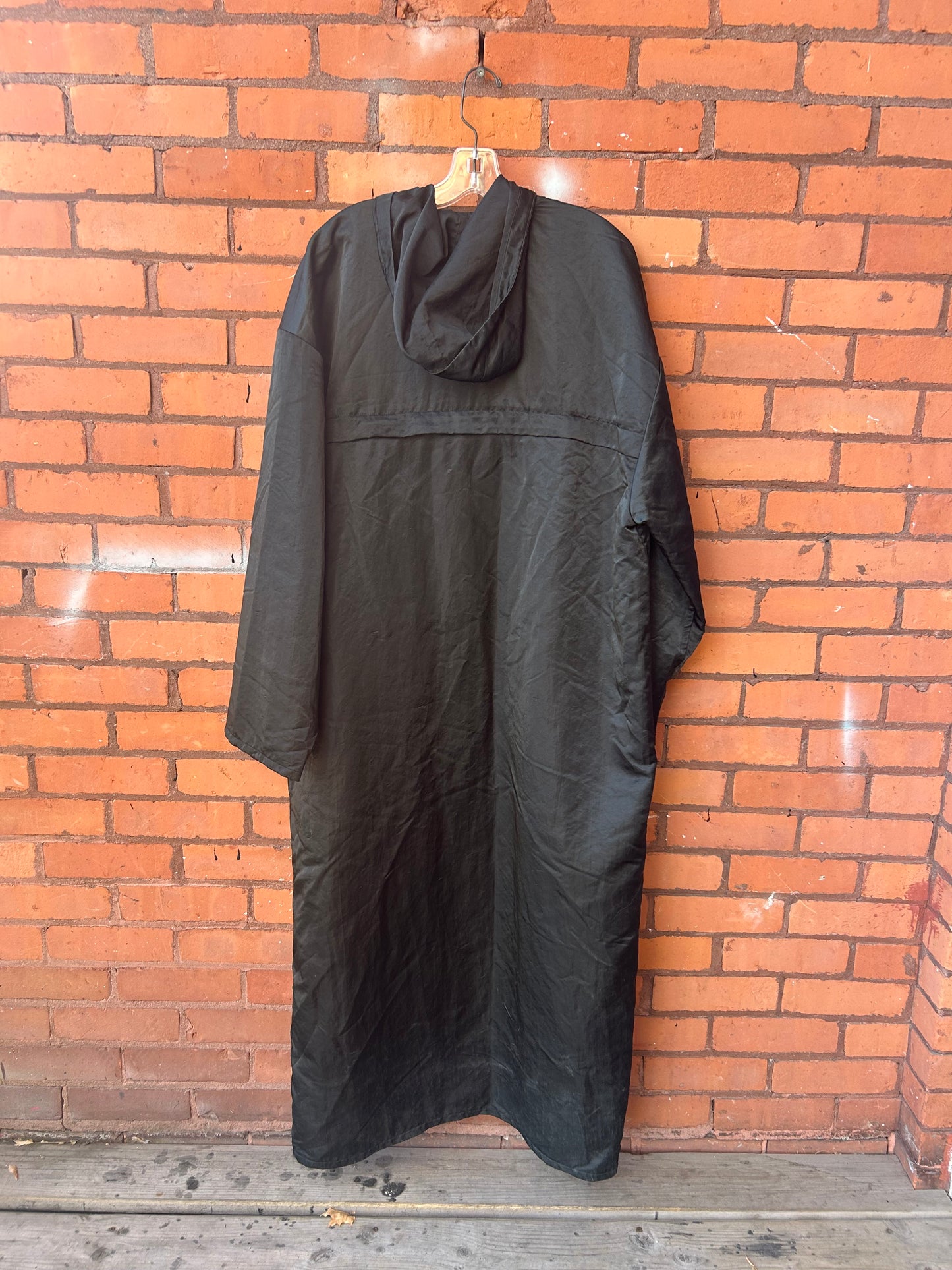 90’s Vintage Linda Lundstrom Black Nylon La Parka Over Coat / Size L - XL