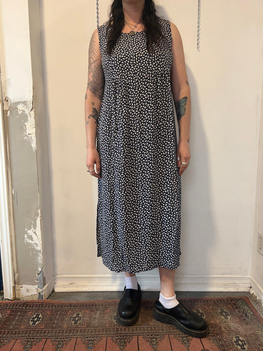 90’s Vintage Navy & White Floral Midi Dress / Size L