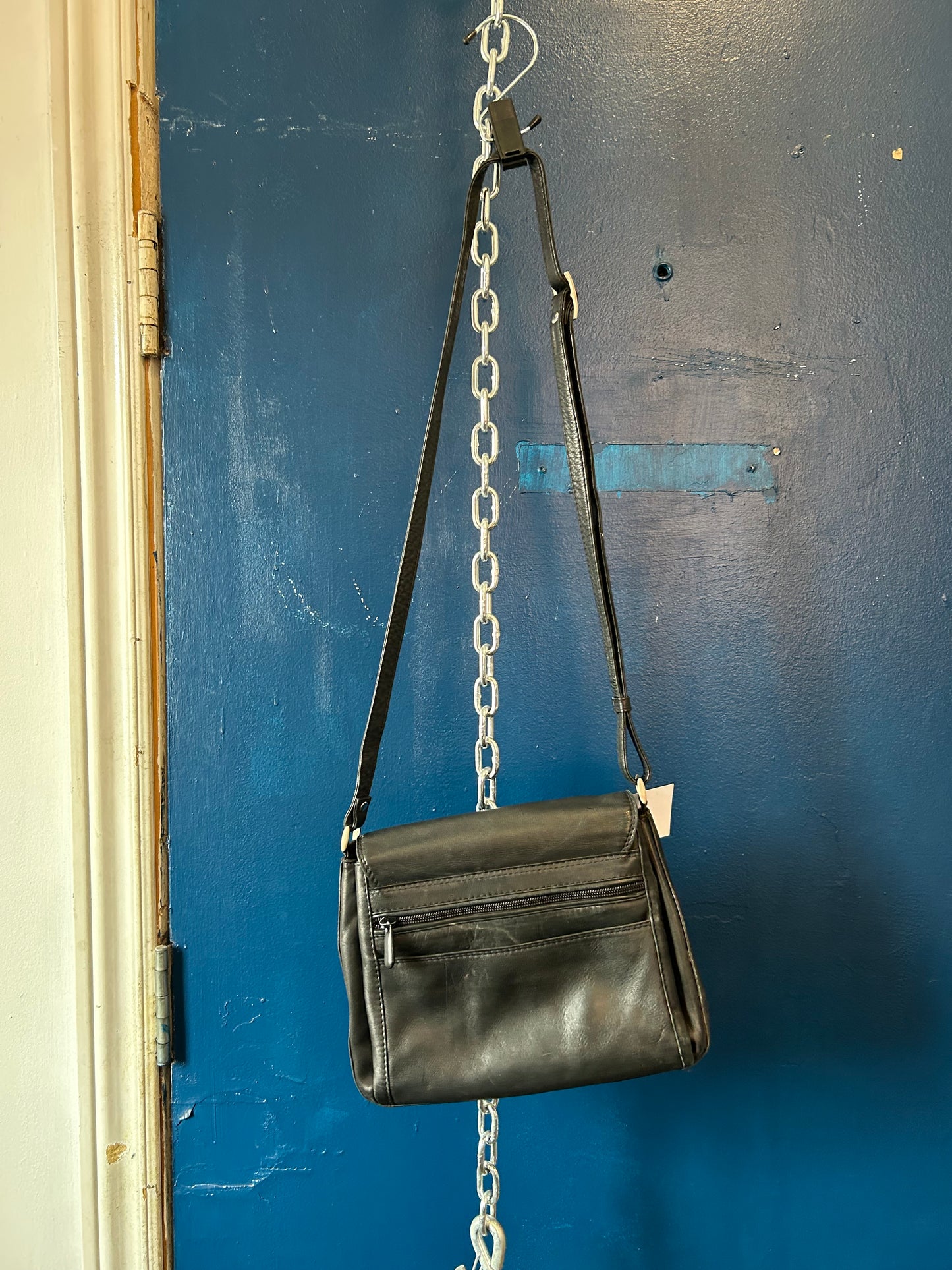 90’s Vintage Black Leather Crossbody Purse