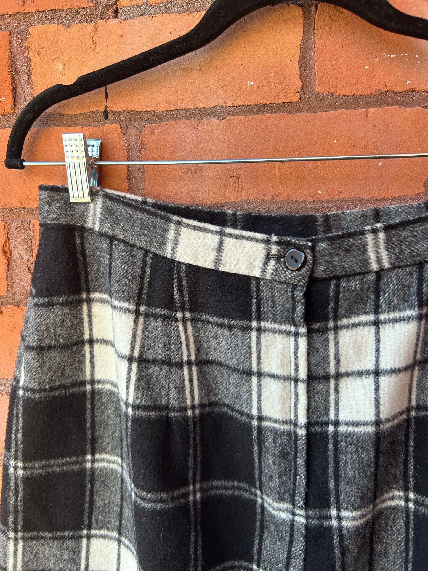 90’s Vintage Black & White Plaid Wool Blend Maxi Skirt / 30 Waist