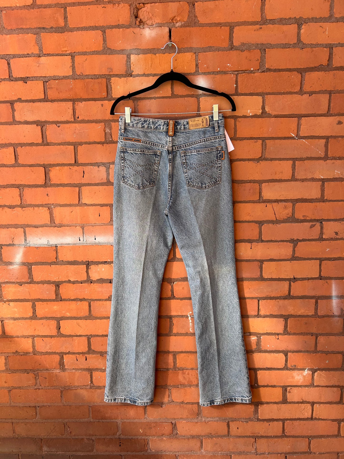 90’s Vintage Light Wash Flare Jeans / 28 Waist