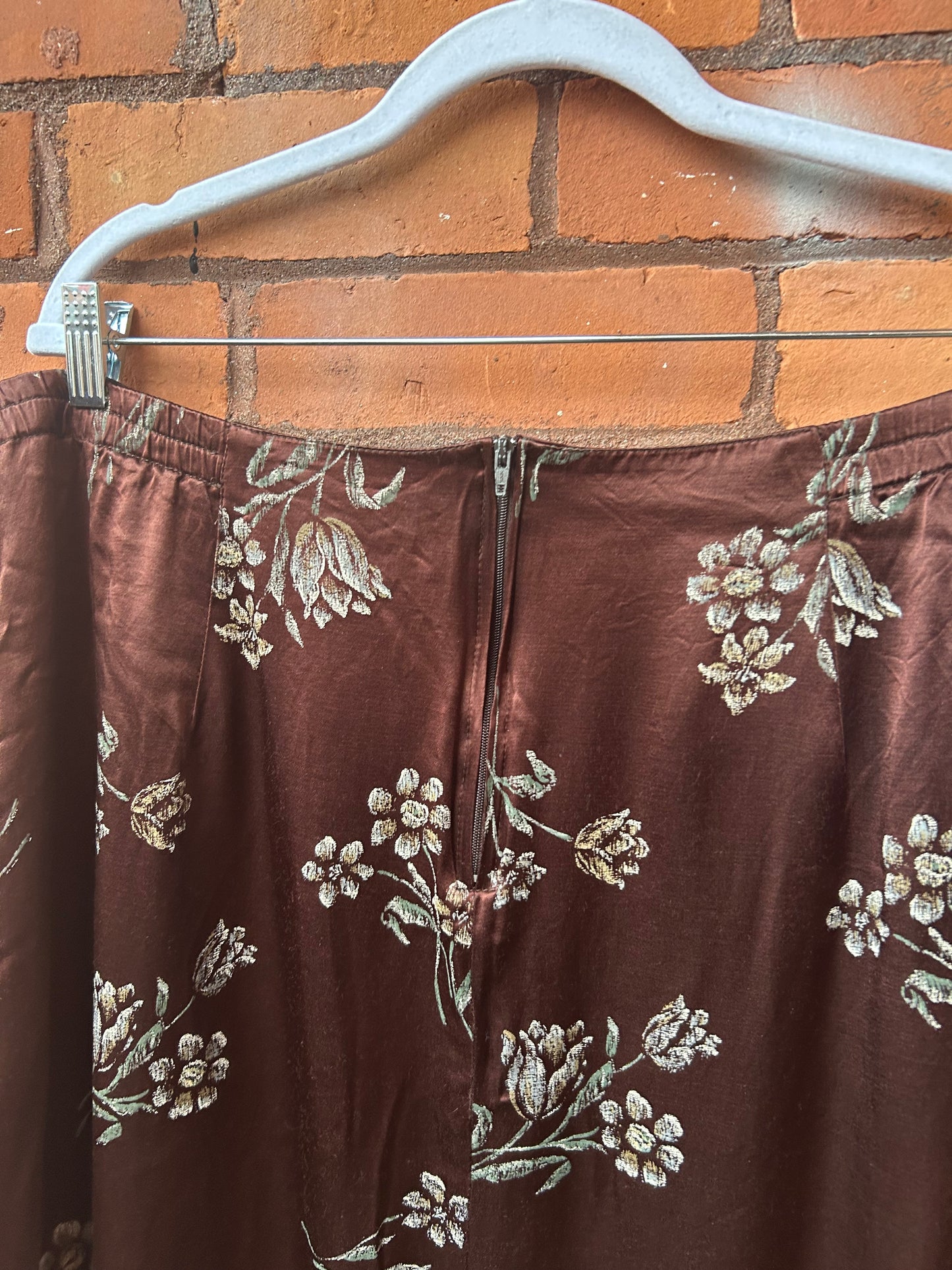 90’s Vintage Brown Floral Satin Midi Skirt / 40-44 Waist