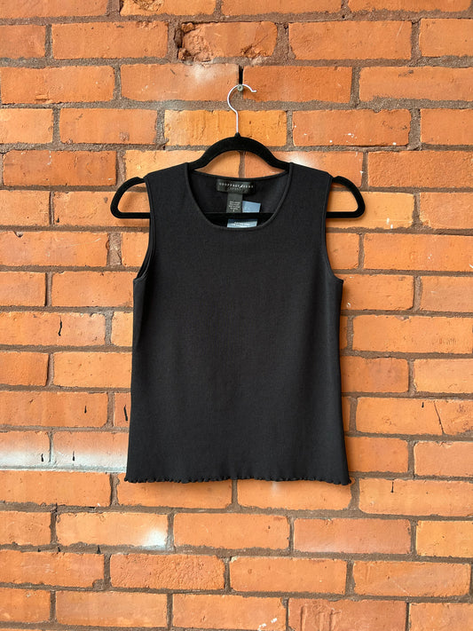 90’s Vintage Black Ribbed Wavy Hem Tank Top / Size S-M
