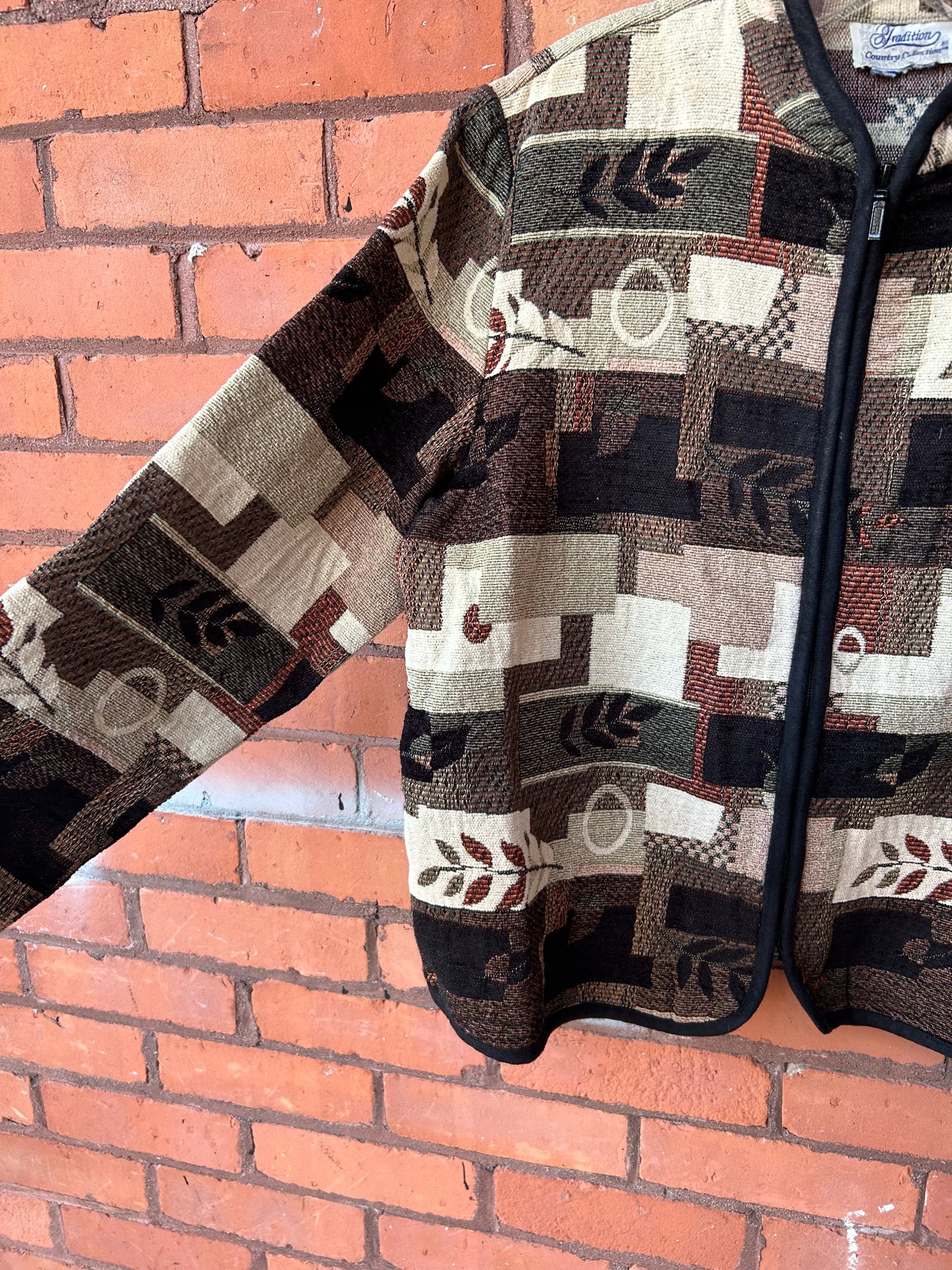 90’s Vintage Neutral Tapestry Jacket / Size M