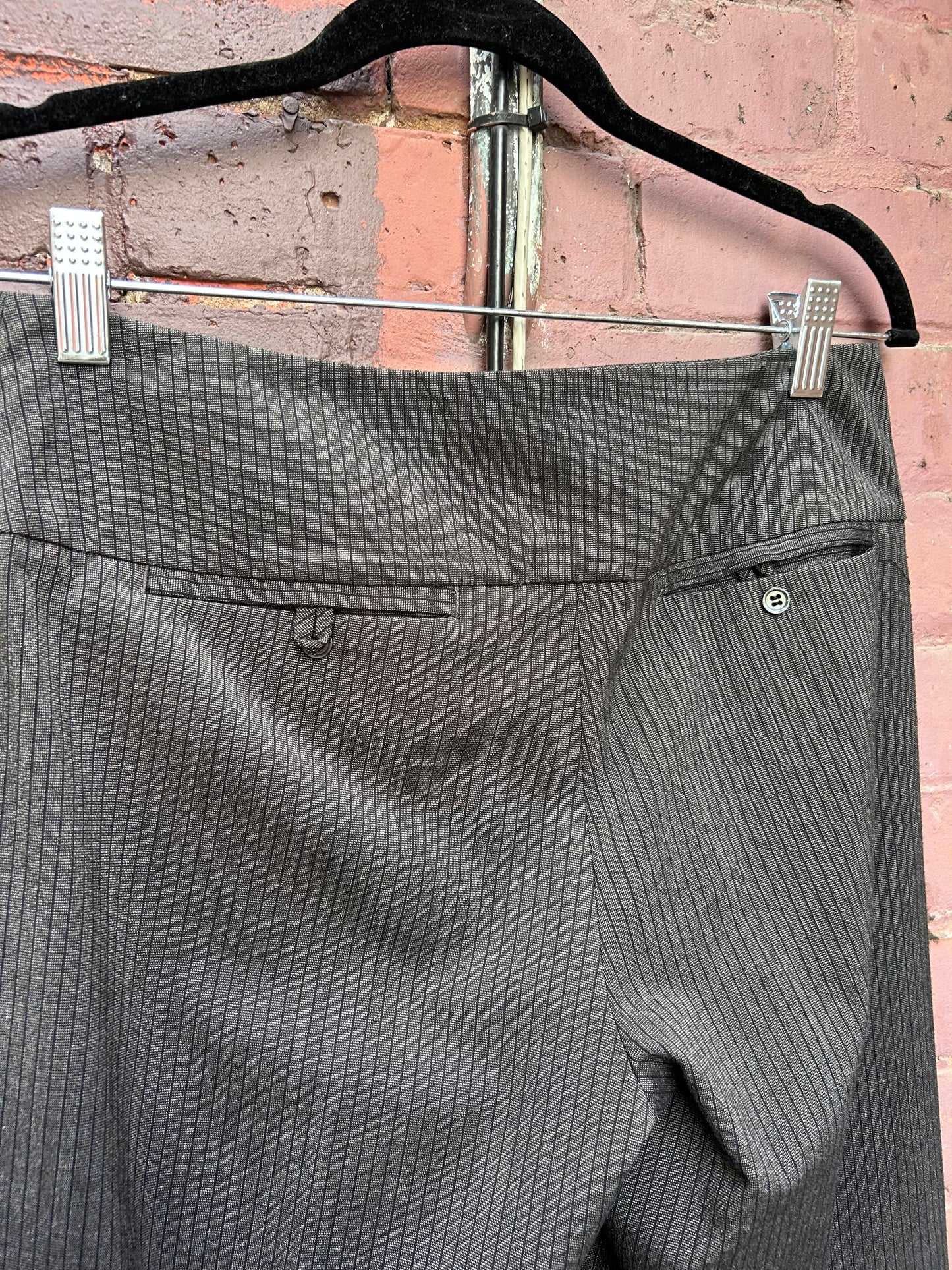 90's Vintage Grey & Black Pinstripe Low Rise Wide Leg Trousers / 31 Waist