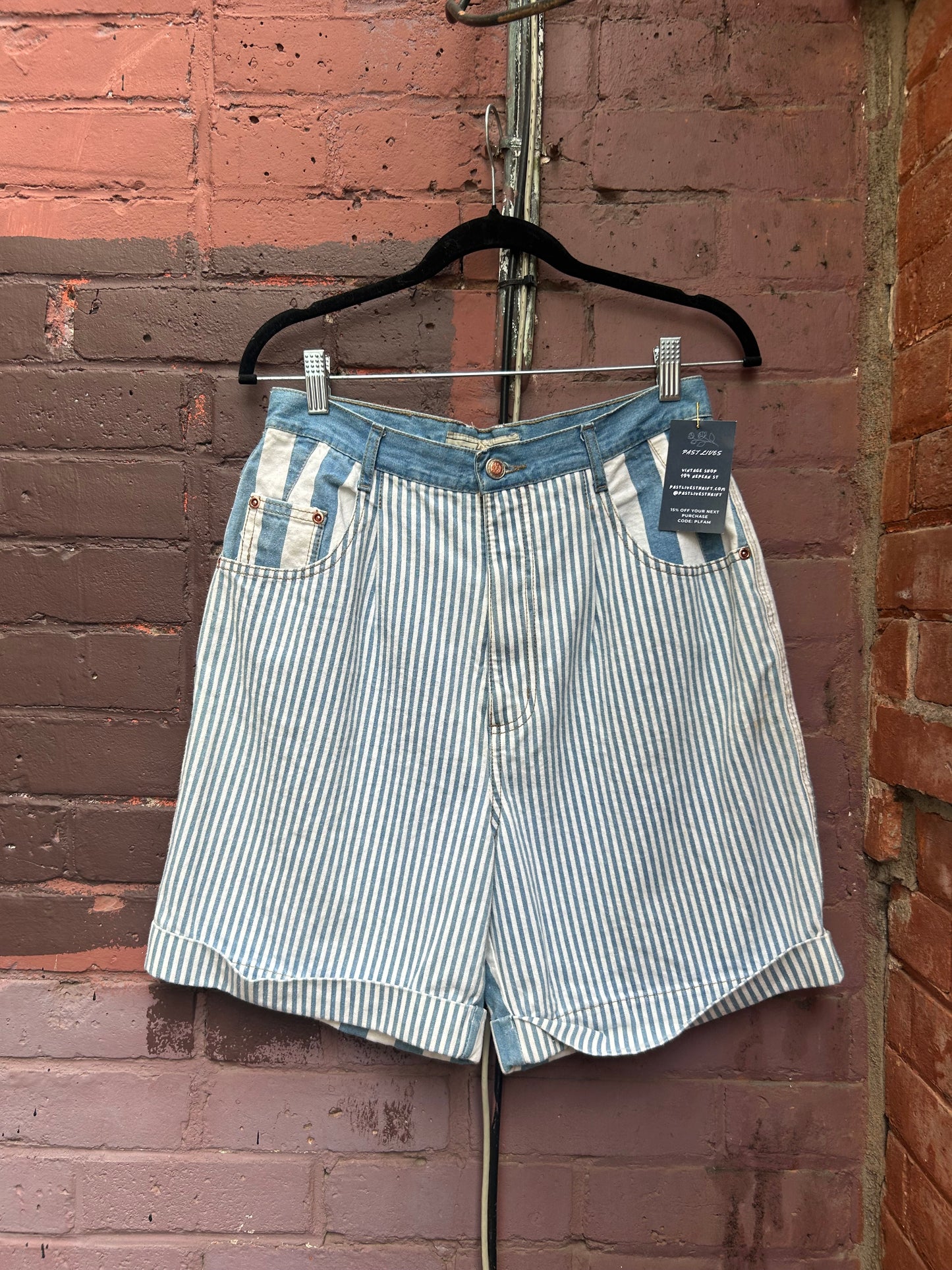 90's Vintage Blue & White Striped Cotton High Waist Shorts / 30 Waist