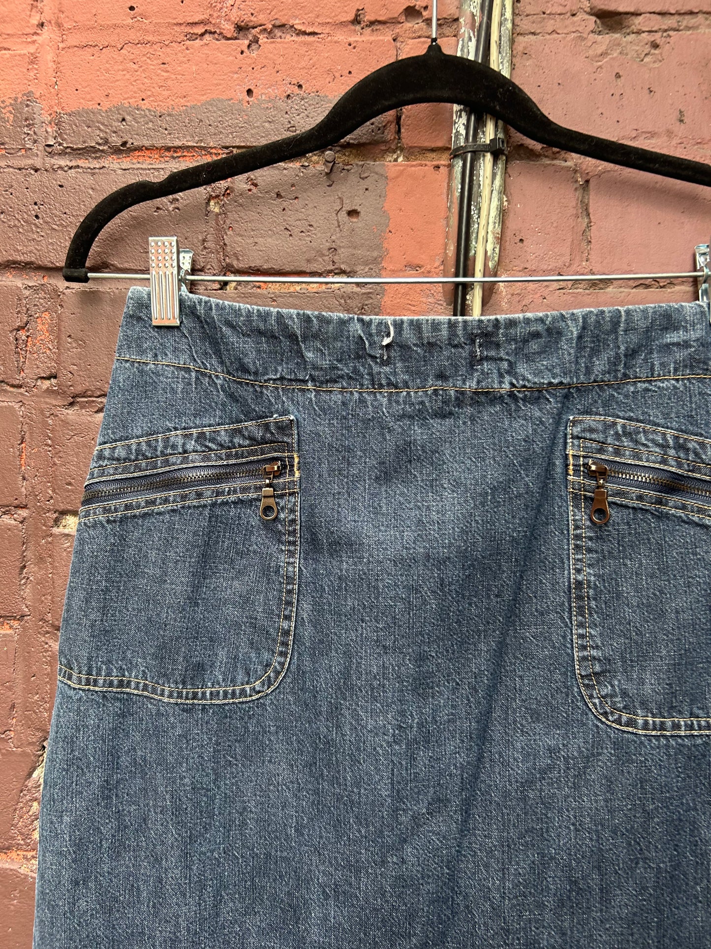 90's Vintage Low Rise Denim Maxi Skirt / 28 Waist
