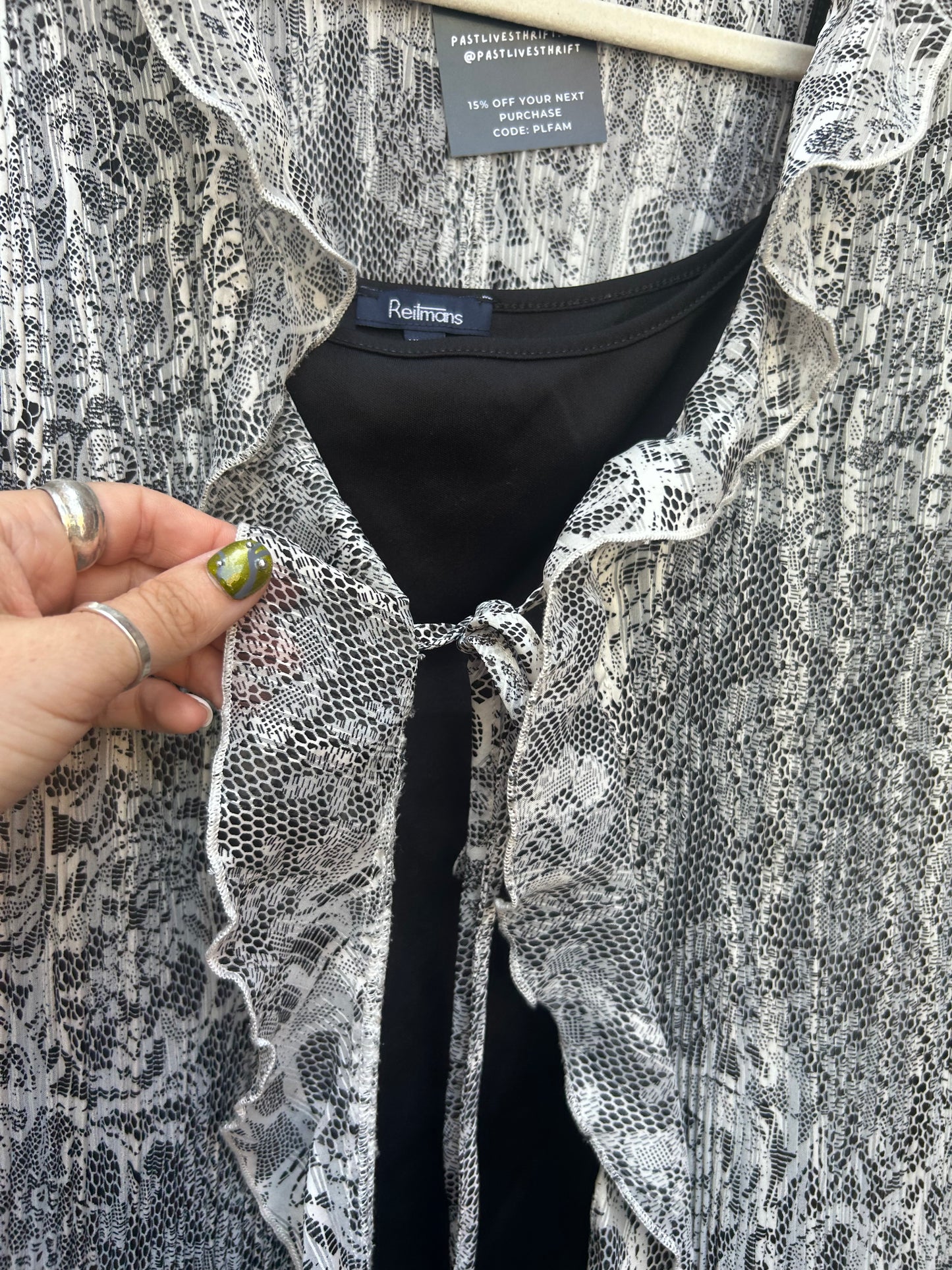 90's Vintage White & Black Lace Print Ruffle Blouse & Tank / Size XL