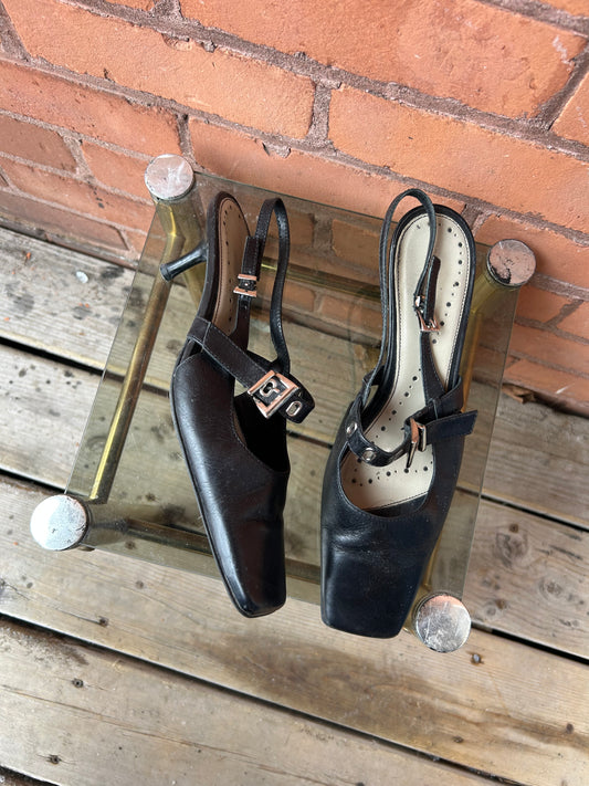 90’s Vintage Black Leather Sling Back Kitten Heels / Size 7.5