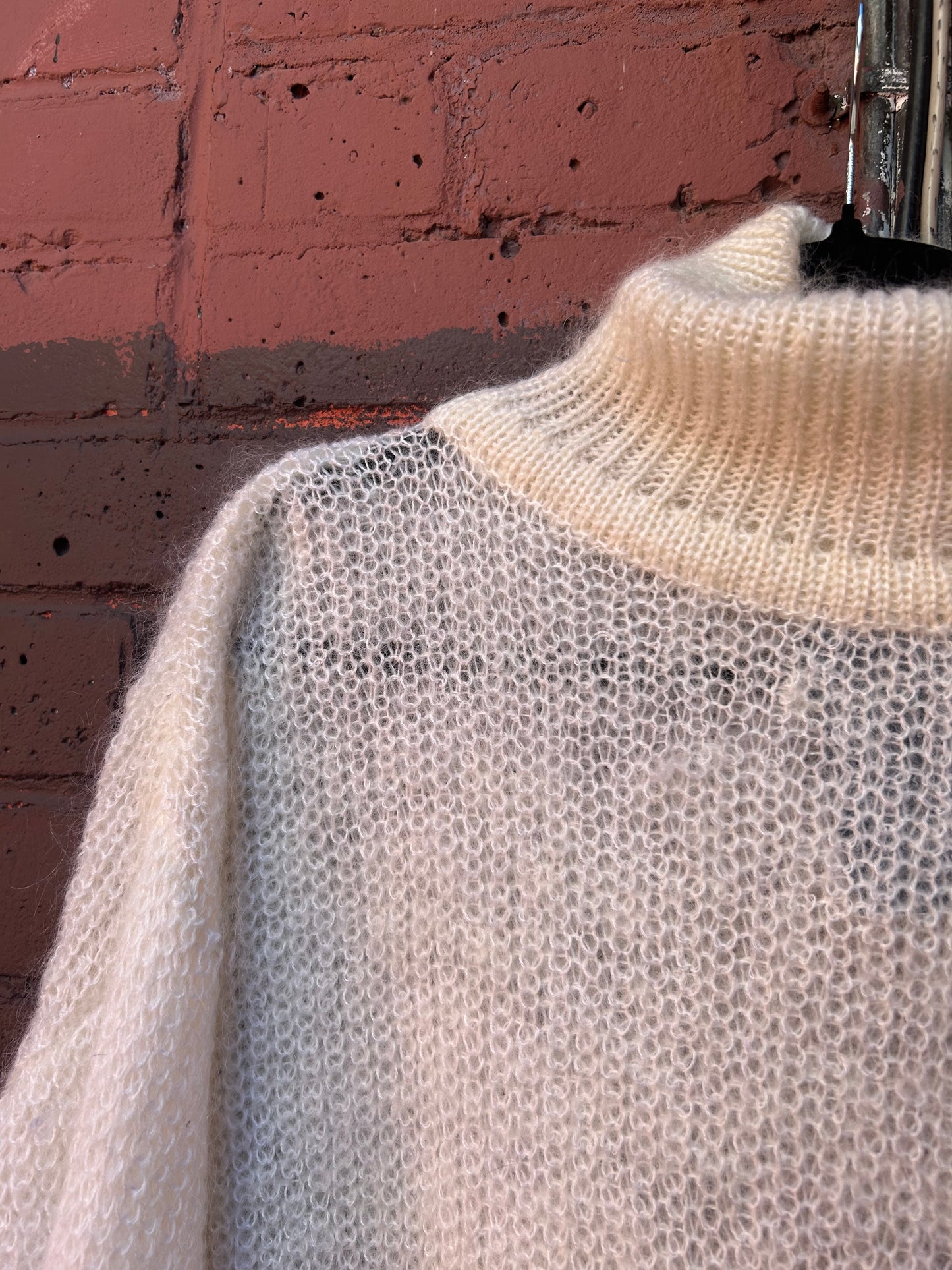 90's Vintage Fuzzy Cream Mohair Turtleneck Sweater/ Size XL