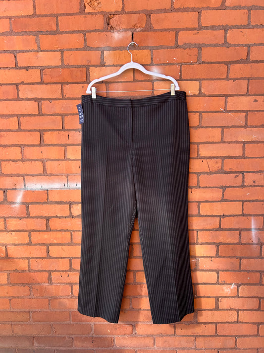 90’s Vintage Black & White Pinstripe Straight Leg Trousers / 40 Waist
