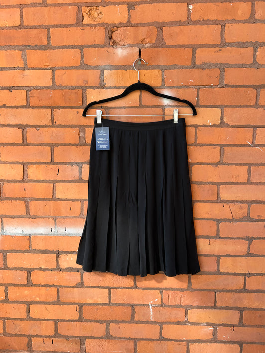 90’s Vintags Black Silk Pleated Midi Skirt / 26 Waist